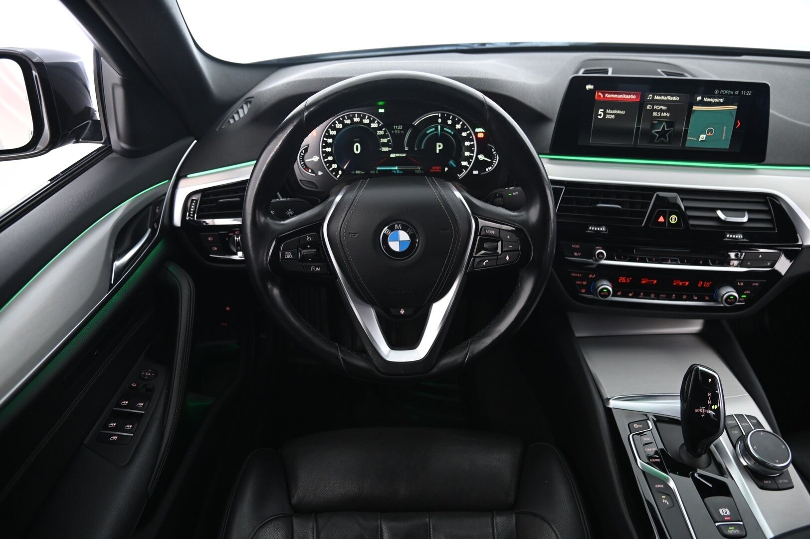 BMW 530 2019 G30 Sedan 530e A iPerformance - Ilmastoidut muistinahat | Shadowline | Proff.navi | Lämmitettävä ratti | 2x renkaat&alumiinivanteet