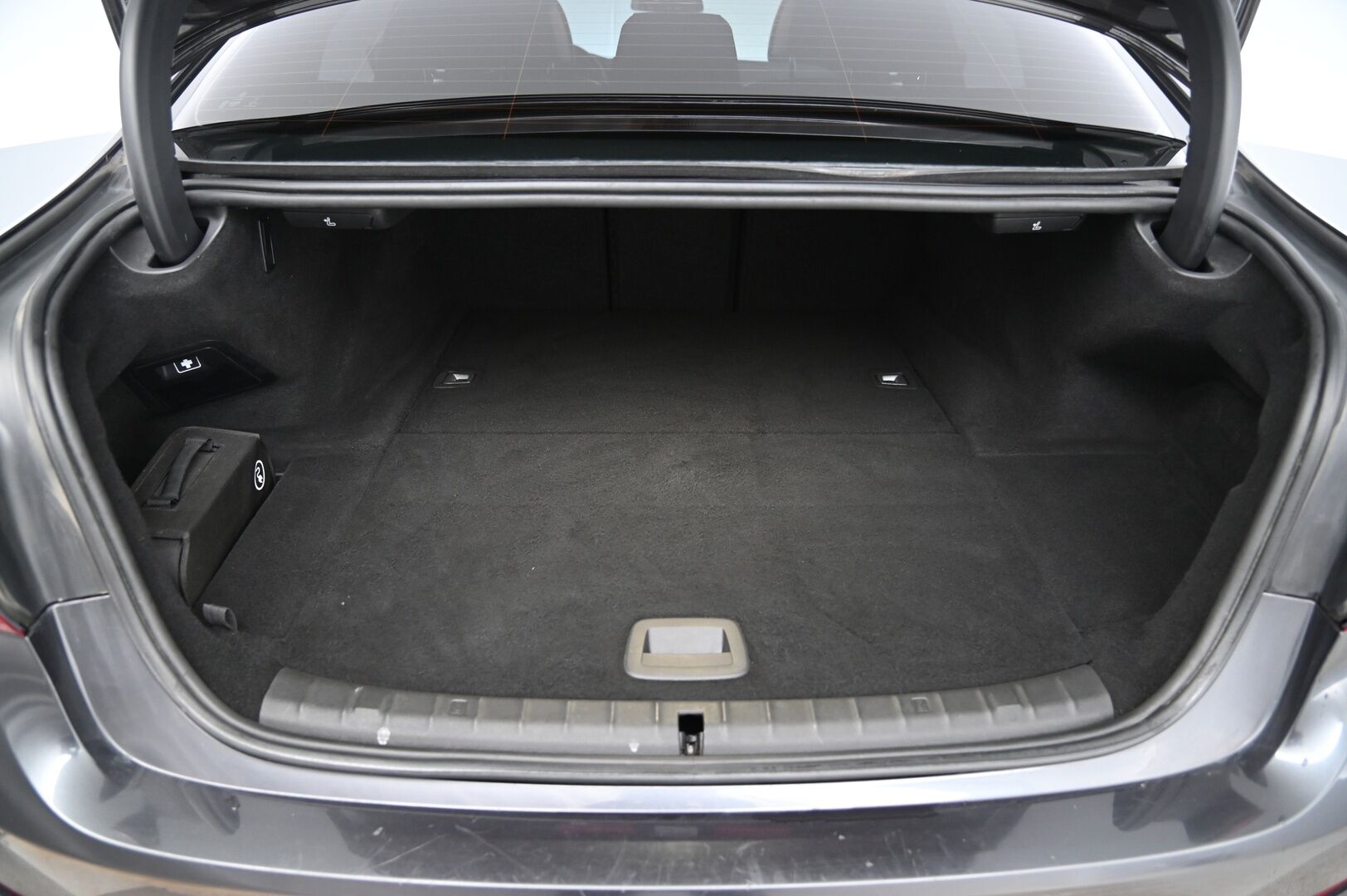 BMW 530 2019 G30 Sedan 530e A iPerformance*Ilmastoidut muistinahat / Shadowline / Proff.navi / Lämmitettävä ratti* - *Juuri tullut / 2x renkaat & vanteet*