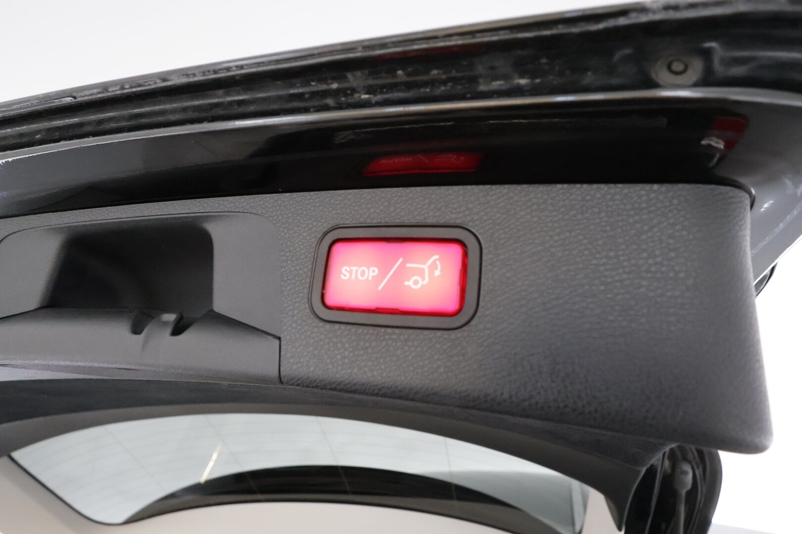 Mercedes-Benz E 2020 220d 4Matic T A Premium Business * Distronic+ / Koukku / Puolinahat / Lohko / P.kamera / LED / Navi / Sähköluukku * - Facelift / Kahdet renkaat aluvanteilla - HULLUT AVAJAISHULINAT KORKOTARJOUS 3,29 %