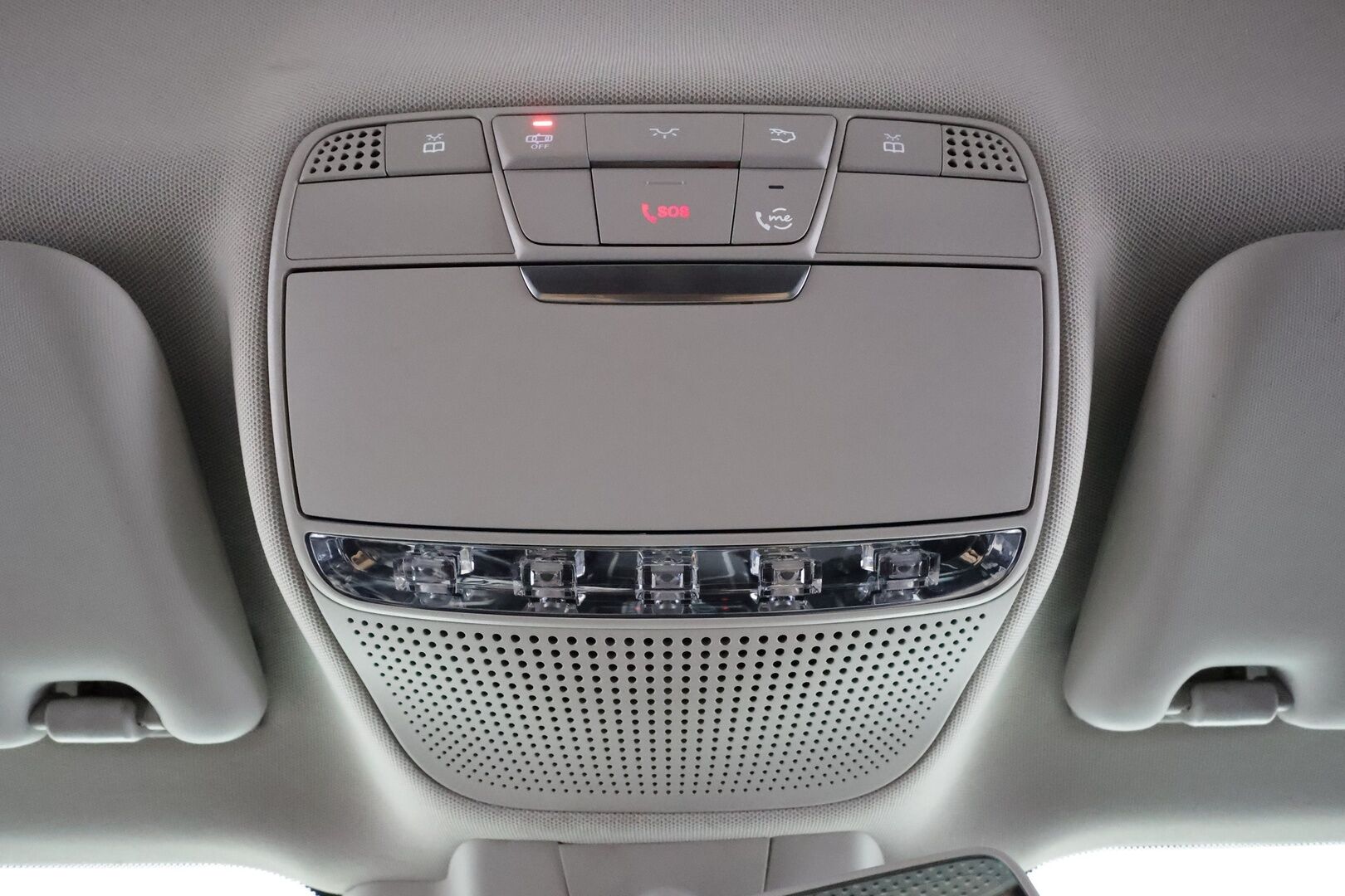 Mercedes-Benz E 2020 220d 4Matic T A Premium Business * Distronic+ / Koukku / Puolinahat / Lohko / P.kamera / LED / Navi / Sähköluukku * - Facelift / Kahdet renkaat aluvanteilla - HULLUT AVAJAISHULINAT KORKOTARJOUS 3,29 %