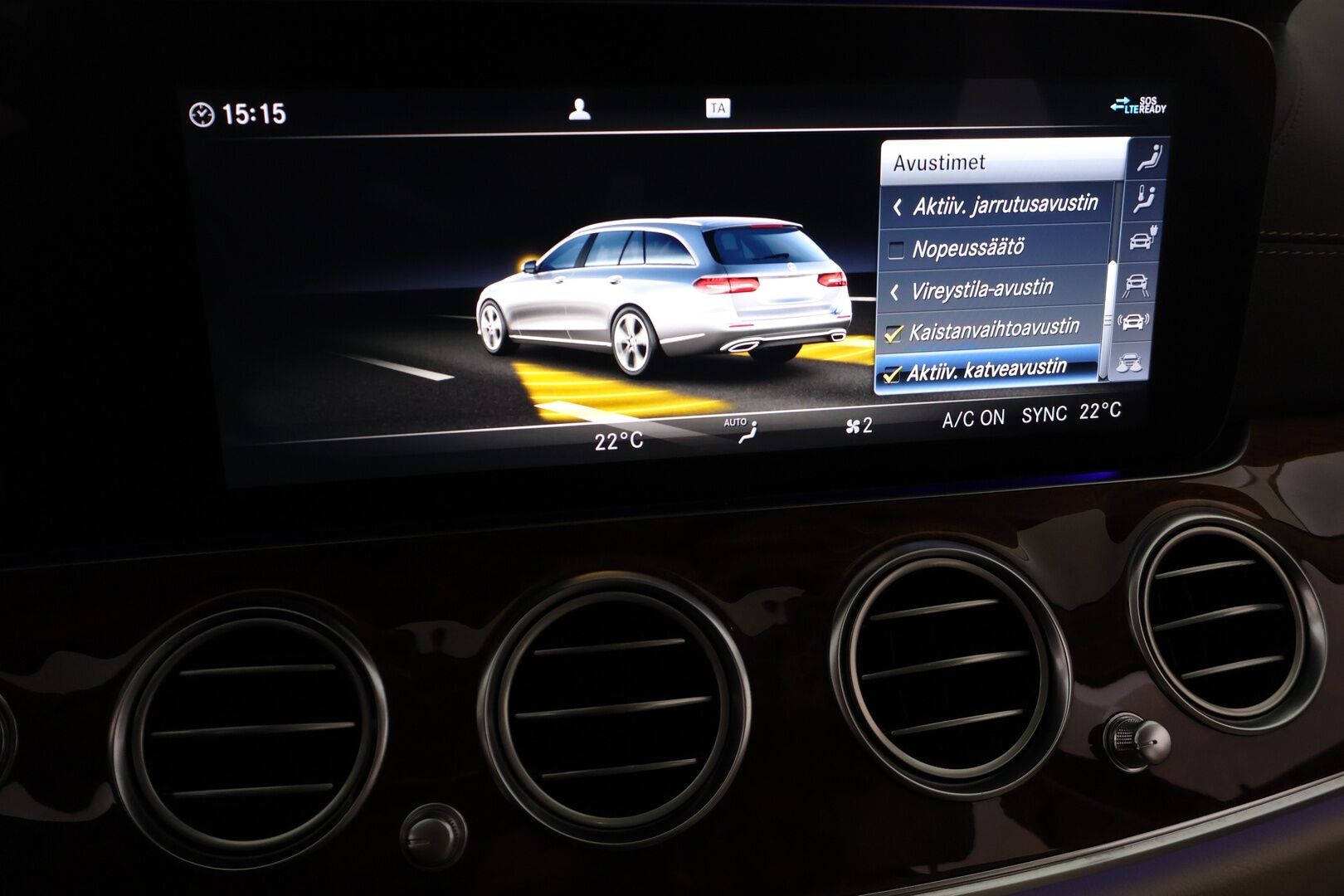 Mercedes-Benz E 2019 300 de T A Business Avantgarde EQ Power *Distronic+ / 360° kamera / Vetokoukku / BLIS / Multibeam LED / Muistipenkit* - *2x Renkaat & Vanteet / Huollettu 12.1.2026 / 2x latauskaapelit*