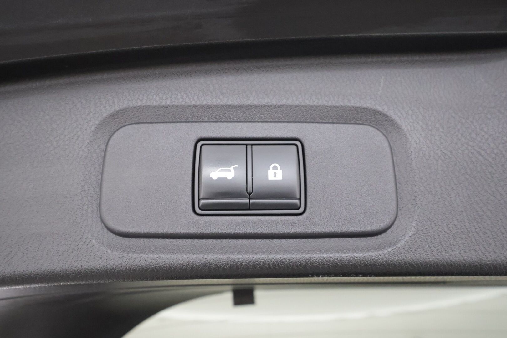 Nissan Qashqai 2023 MHEV 158 Xtronic 4WD Tekna - | ACC | HUD | 360° | Puolinahat | Sähköpenkki | Digimittaristo | Navi | Lämm. ratti | Keyless | 1-om suomiauto | ALV | 