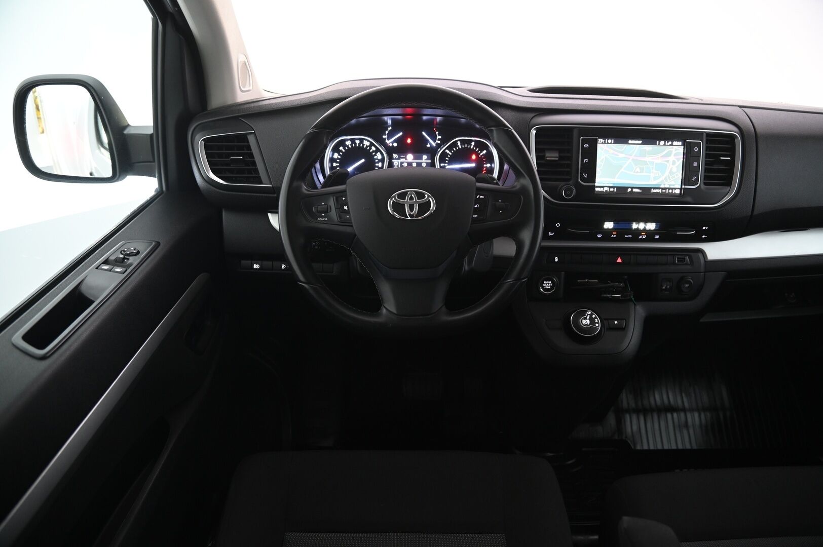 Toyota Proace Verso 2023 Active L2 2,0 D 140 Automaatti - Webasto | 360° p*kamera | Blis | 9P | Koukku | Xenon