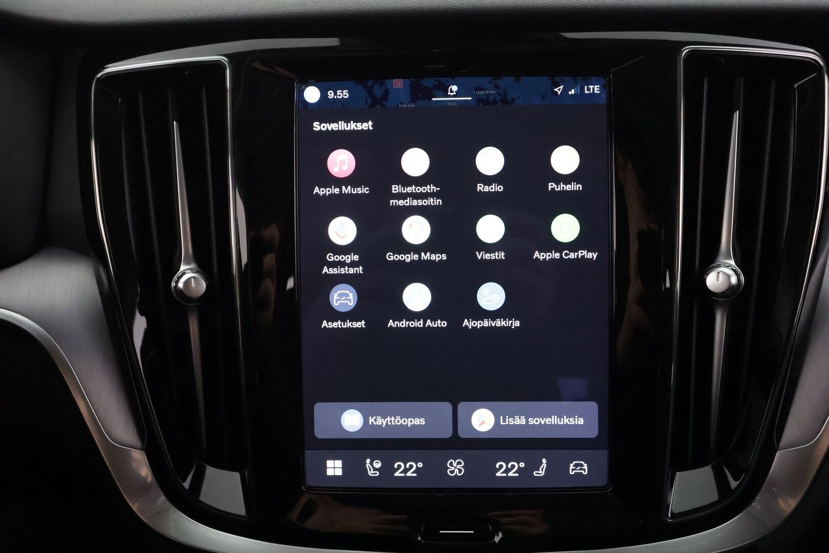 Volvo V60 2023 B3 MHEV Business Core DCT aut - | ACC | Webasto | High Performance |  Full-LED | P.Kamera | Osasähköt | Keyless | Apple&Android | 1.Om suomi-auto | Kahdet Renkaat | Merkkihuollettu |