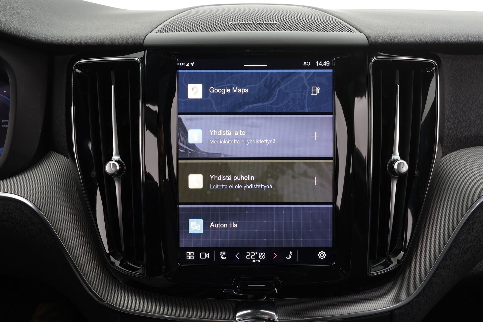 Volvo XC60 2023 T6 AWD Long Range Plus Dark aut * ACC / Panorama / Ilma-alusta / Webasto / H&K / Muistipenkit / Full LED / Koukku / Facelift * - 1.om Suomi-auto / Akku kuntotarkastettu / Kahdet renkaat aluvanteilla / Merkkihuollettu / Hyvät varusteet!