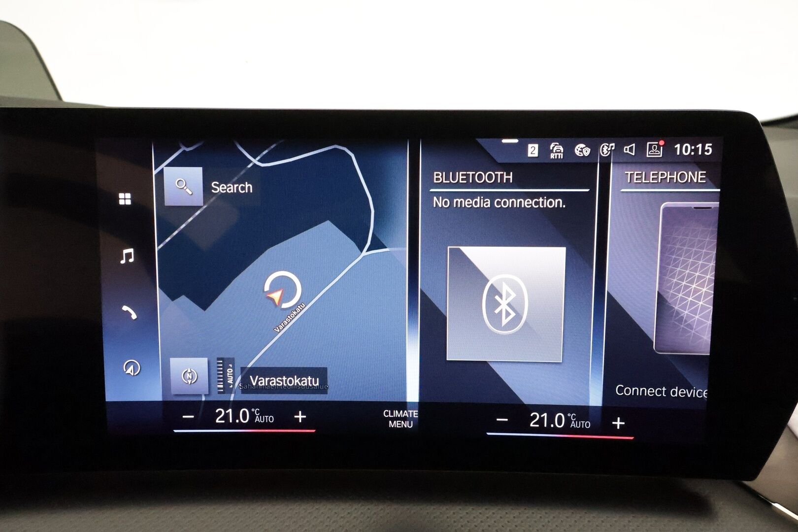 BMW 225 2023 U06 Active Tourer 225e xDrive Charged Edition M Sport * ACC / HUD / Harman&Kardon / Vetokoukku / Adapt.LED / Muistipenkki / Comfort Access - Akku kuntotarkastettu / Suomi-auto / Kahdet renkaat aluvanteilla / Hierova kuljettajan istuin / Sporttipenkit / Ratinlämmitin / Nahka-Alcantara - HULLUT JOULUT KORKOTARJOUS 2,49% 