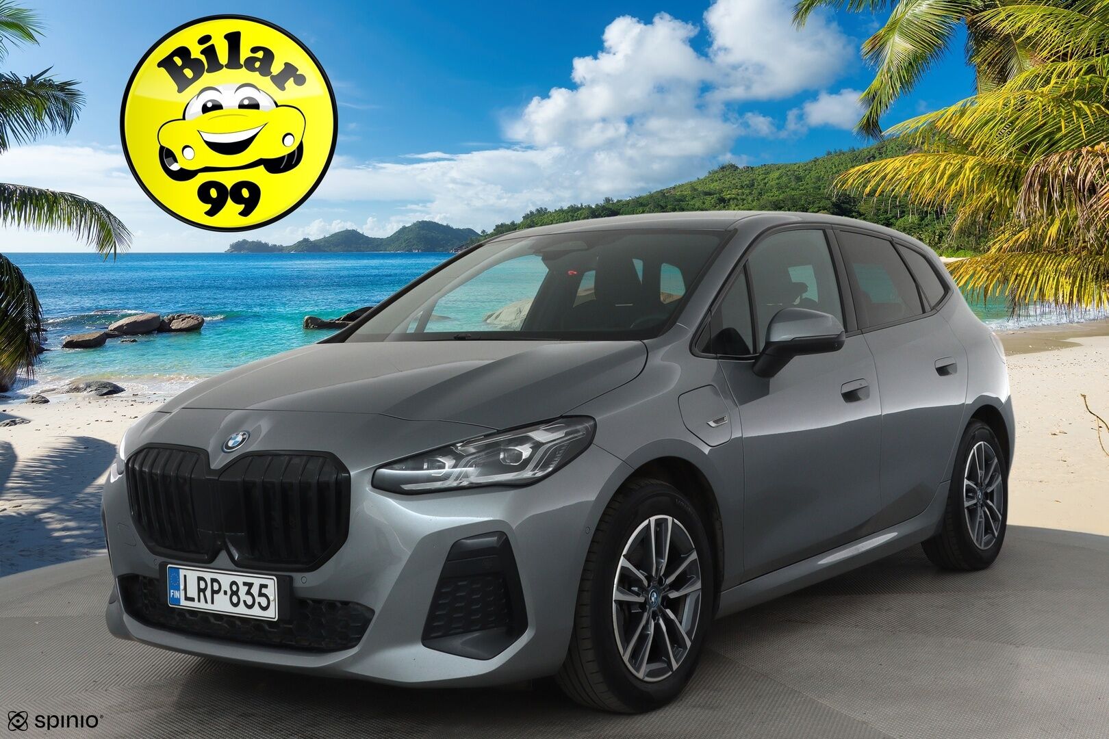 BMW 225 2023 U06 Active Tourer 225e xDrive Charged Edition M Sport **Vakkari / Muistipenkki / HUD / H&K / Adapt.LED / Comfort Access** - Akku kuntotarkastettu / Suomi-auto / Kahdet renkaat aluvanteilla / Hierova kuljettajan istuin / Sporttipenkit / Ratinlämmitin / Nahka-Alcantara