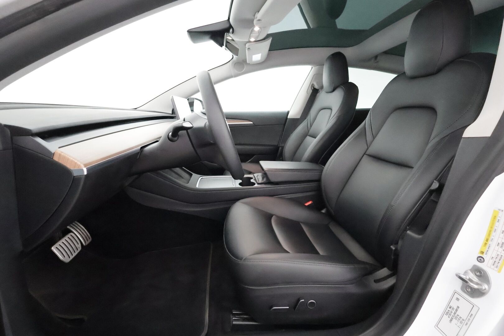 Tesla Model 3 2022 Performance **Lasikatto / Lämpöpumppu / Adapt.Vakkari / Matrix-LED / P.Kamera / Nahkaverhoilu / Kaistavahti / Navi** - 3,99 % KORKOTARJOUS TÄHÄN AUTOON - KeylessGO / 2x Renkaat