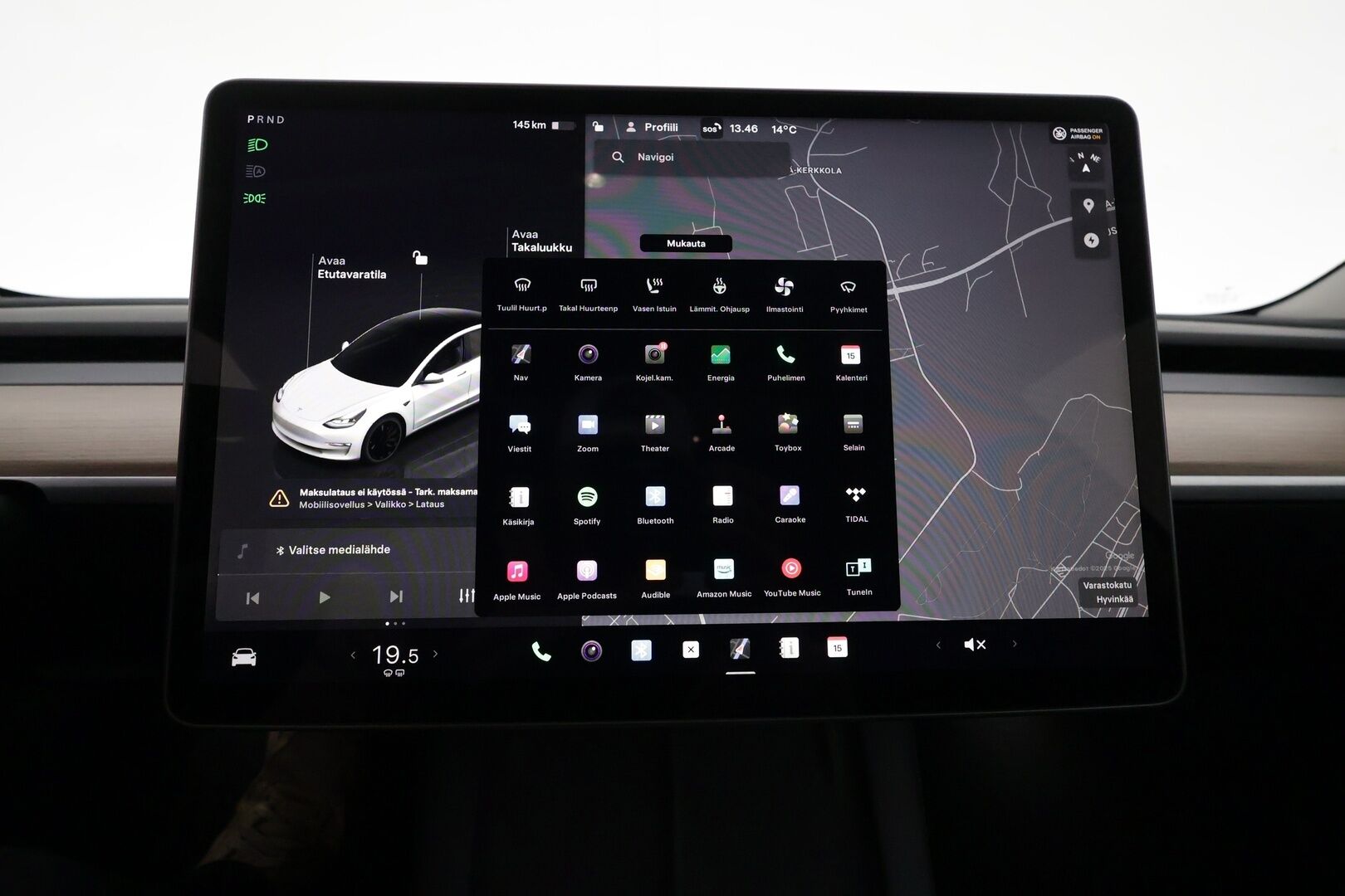 Tesla Model 3 2022 Performance **Lasikatto / Lämpöpumppu / Adapt.Vakkari / Matrix-LED / P.Kamera / Nahkaverhoilu / Kaistavahti / Navi** - 3,99 % KORKOTARJOUS TÄHÄN AUTOON - KeylessGO / 2x Renkaat