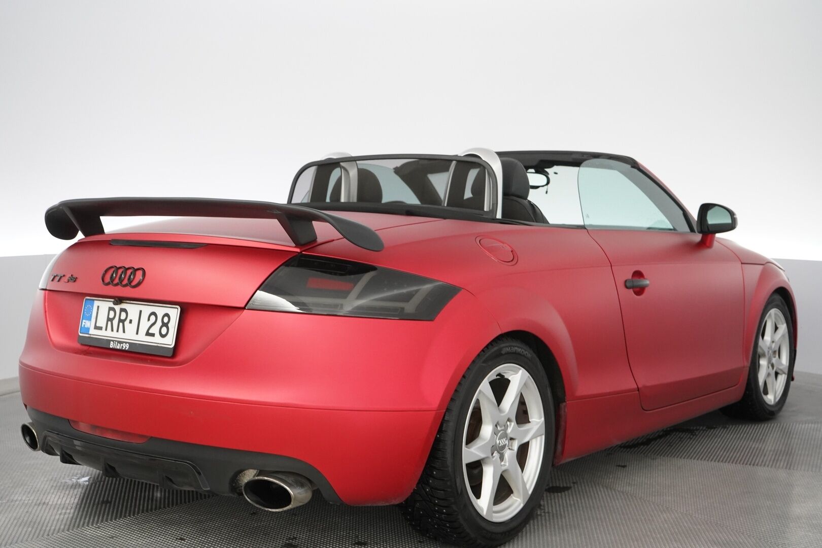Audi TT 2007 Roadster 2.0 Turbo FSI 147 kW * Tämä auto myydään YritysOutlet -valikoimasta vain yritykselle * - RS-Look / Kahdet vanteet / Erikoisväri 