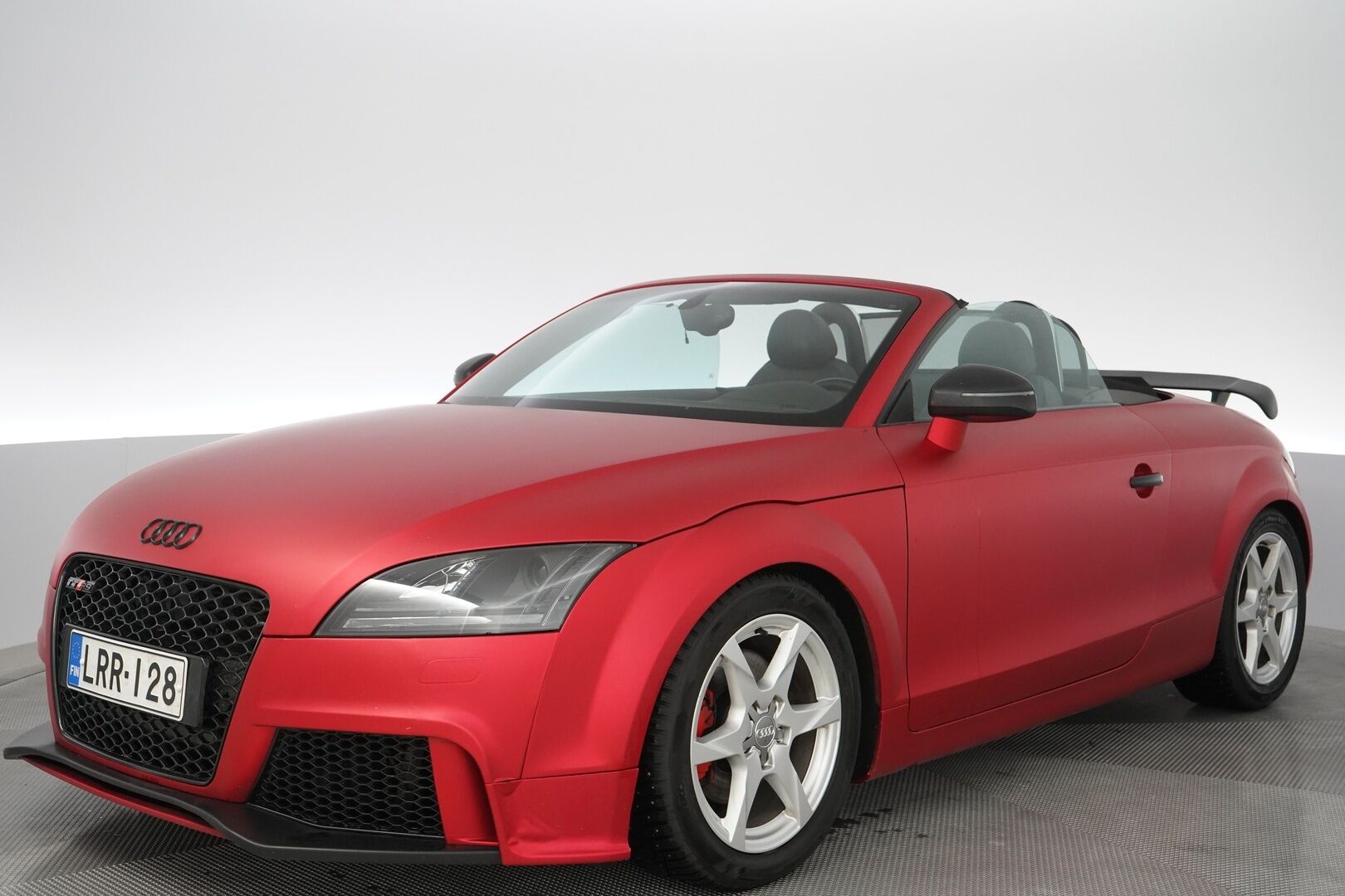 Audi TT 2007 Roadster 2.0 Turbo FSI 147 kW * Tämä auto myydään YritysOutlet -valikoimasta vain yritykselle * - RS-Look / Kahdet vanteet / Erikoisväri 