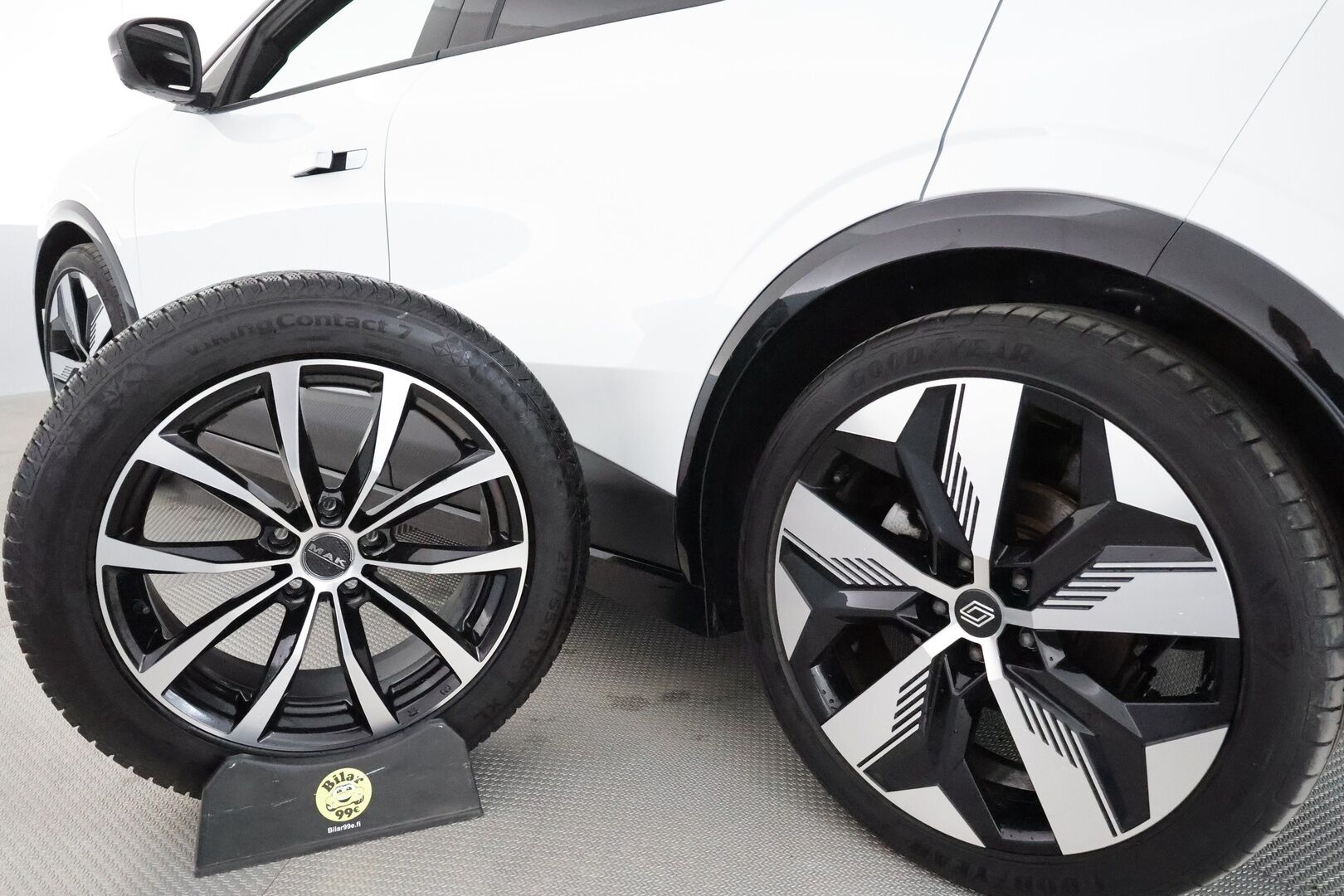 Renault Megane 2022 E-Tech electric 220hv Techno * ACC / LED-Pure Vision / 360° / Kaistavahti / Navi / Katveavustin * - 1-om Suomi-auto / Kahdet renkaat