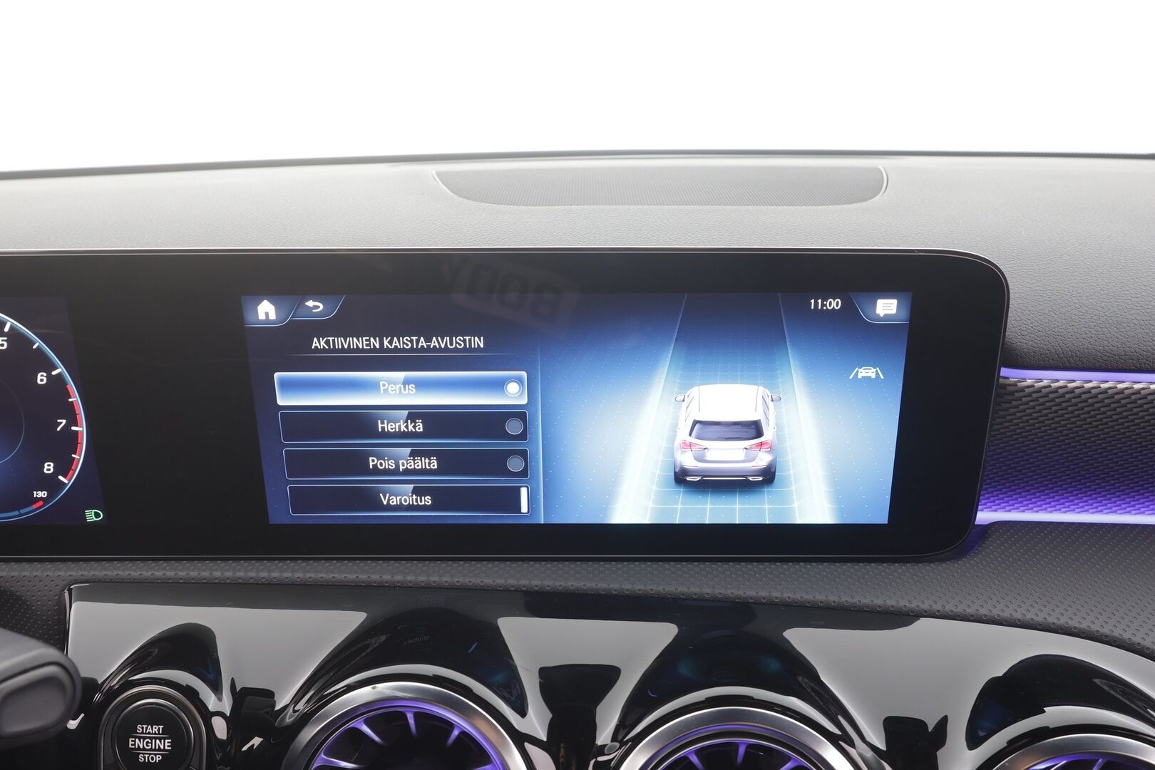 Mercedes-Benz A 2023 180 A Suomi Edition Plus - | Vakkari | Koukku | Widescreen | High Performance LED | Puolinahat | P.Kamera | Navi | 1.Om Suomi-auto | Kahdet Renkaat |