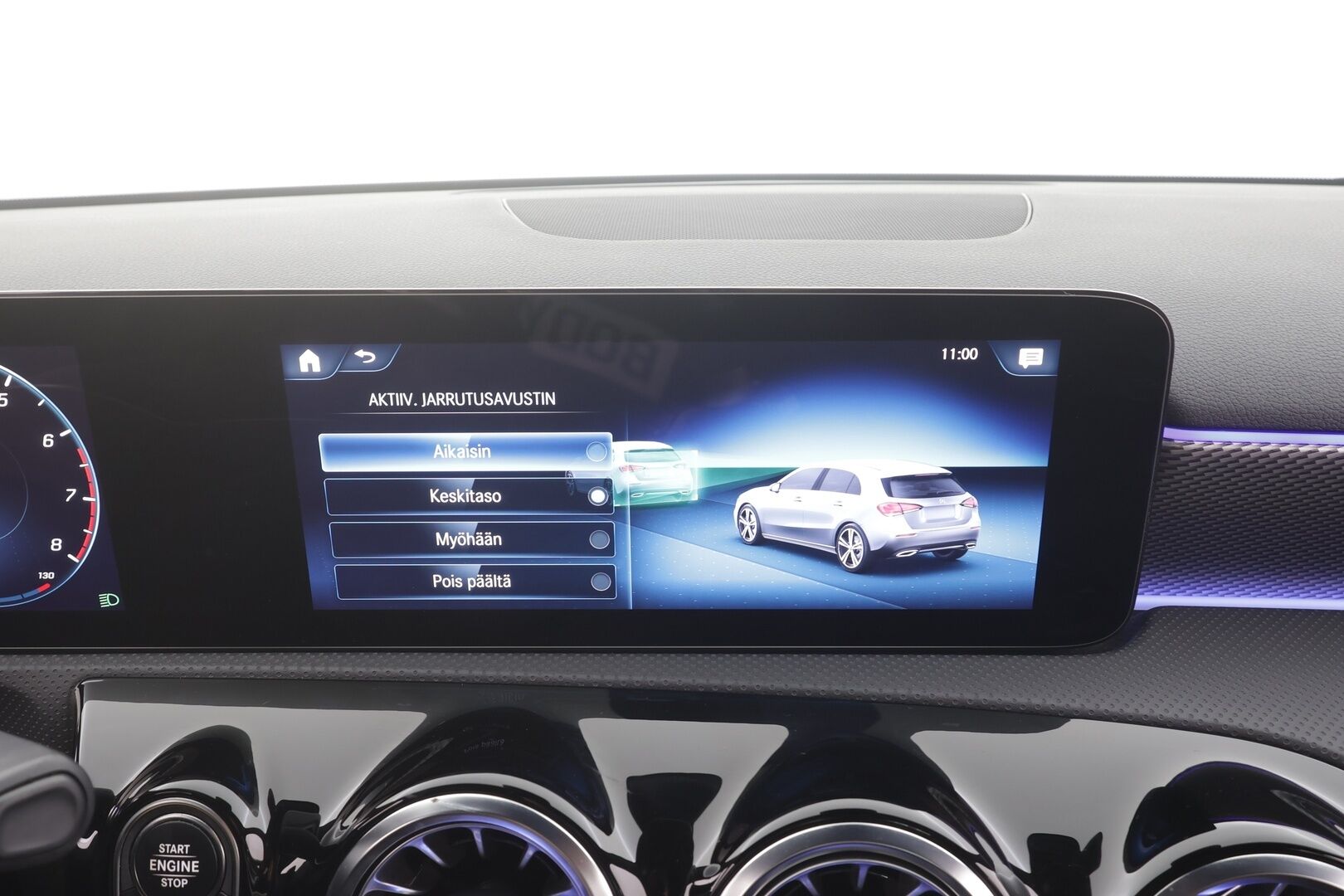 Mercedes-Benz A 2023 180 A Suomi Edition Plus - | Vakkari | Koukku | Widescreen | High Performance LED | Puolinahat | P.Kamera | Navi | 1.Om Suomi-auto | Kahdet Renkaat |