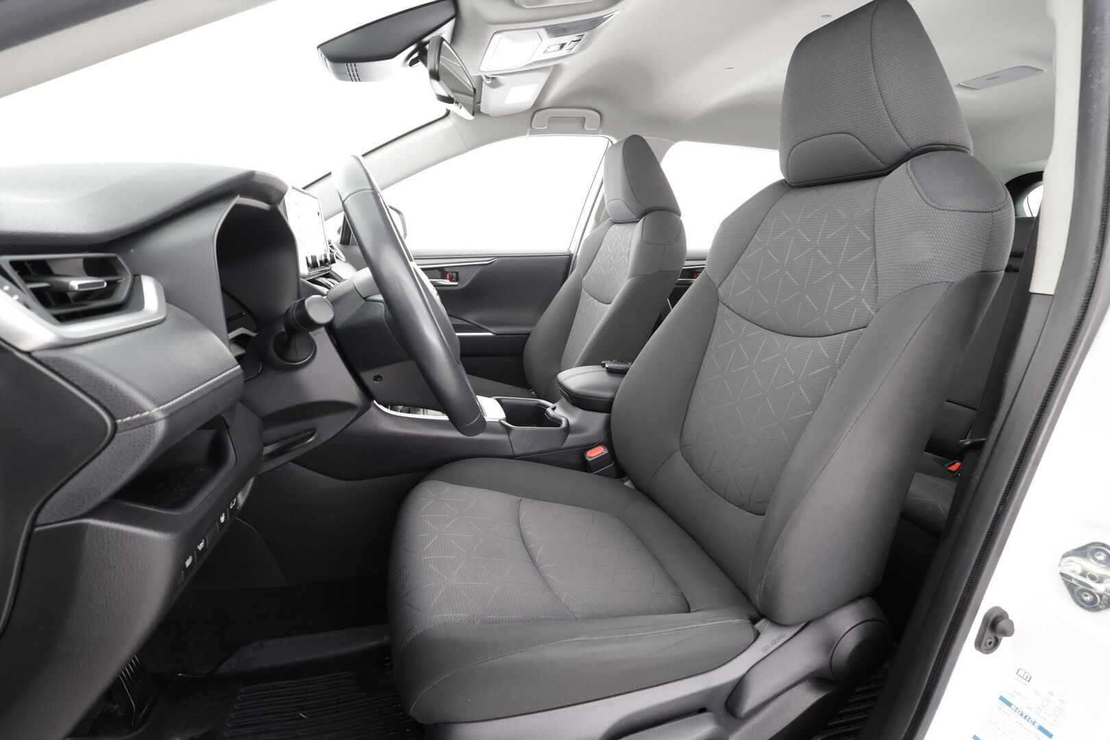 Toyota RAV4 2022 2,5 Hybrid AWD-i Business Edition * ACC / P.kamera / LED / Navi / Koukku / KeylessGo / Sähköluukku * - 1.Om Suomi-auto / Kahdet renkaat aluvanteilla