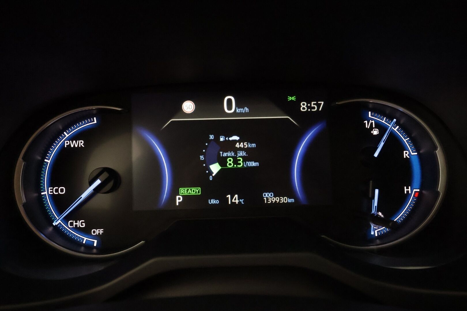 Toyota RAV4 2022 2,5 Hybrid AWD-i Business Edition * ACC / P.kamera / LED / Navi / Koukku / KeylessGo / Sähköluukku * - 1.Om Suomi-auto / Kahdet renkaat aluvanteilla