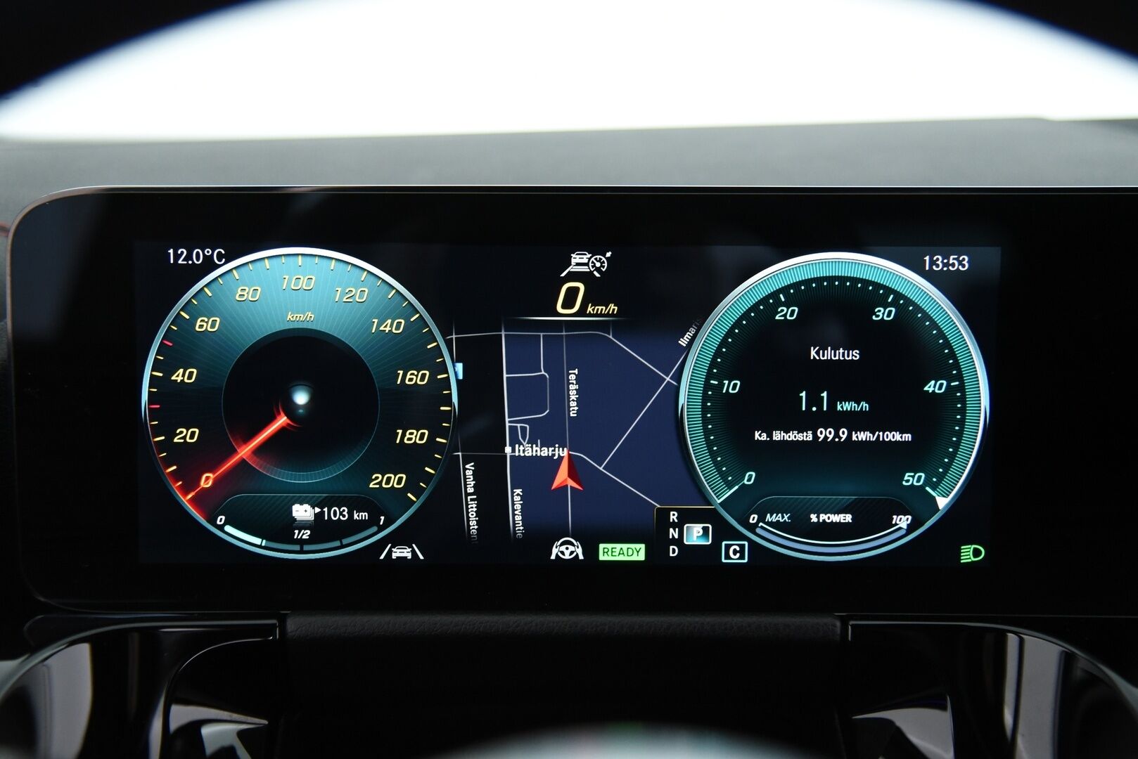 Mercedes-Benz EQA 2021 250 Business AMG - DTR+Q | Distronic + | P-kamera | Vetokoukku | Widescreen | LED | Ambient | Keyless | Midline äänentoisto | AMG sisä- ja ulkopaketilla | SOH 96%