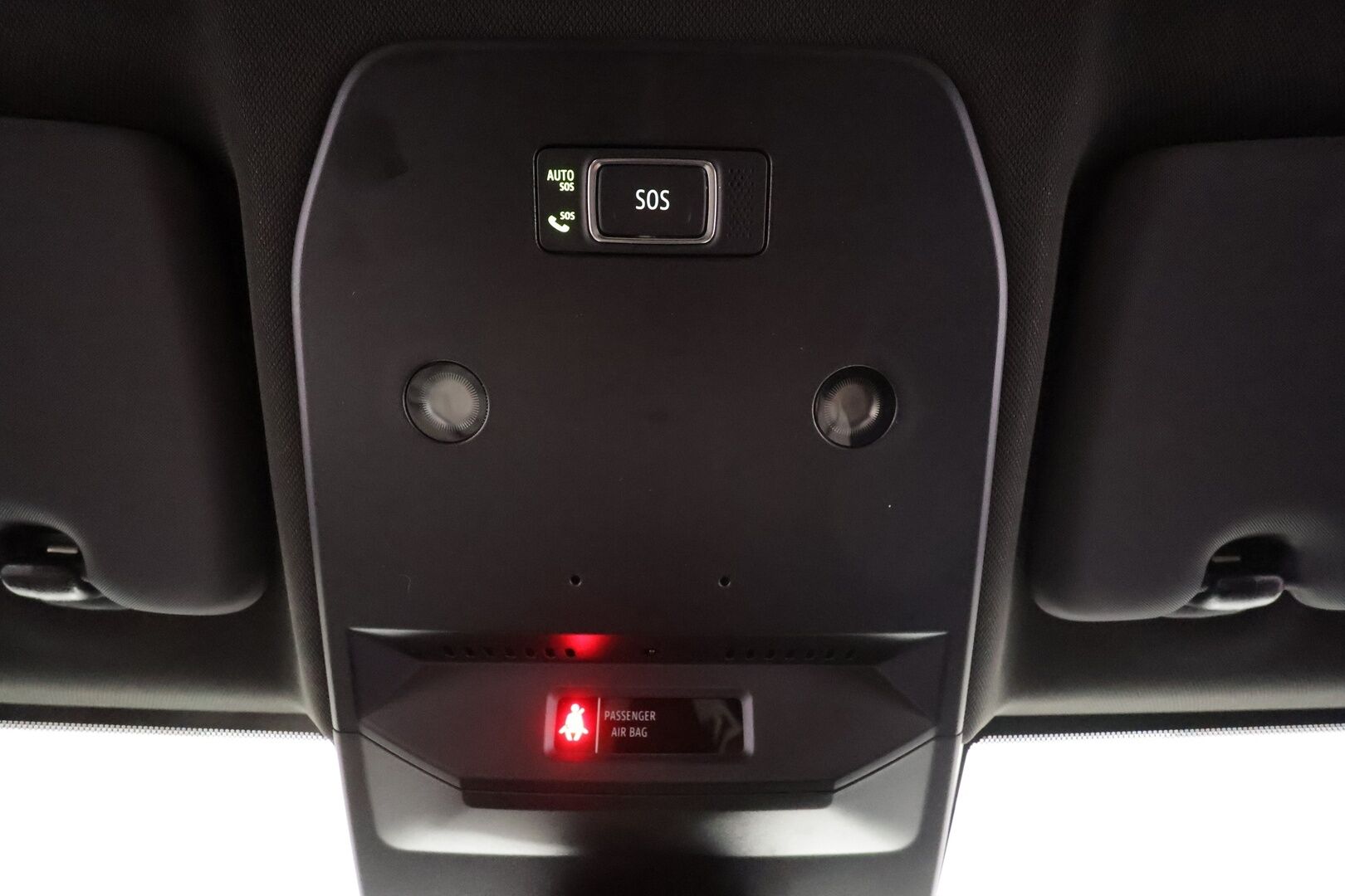 Renault Megane 2023 E-Tech electric 60kWh 220hv Techno * Koukku / ILP / ACC / LED / 360 / Navi / Kaistavahti * - 1-om Suomi-auto / 2x Latauskaapelit / Kahdet renkaat aluvanteilla