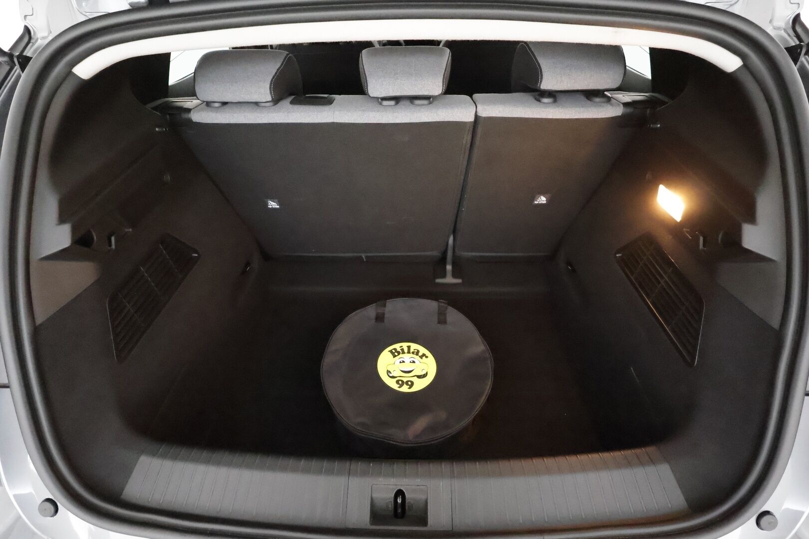 Renault Megane 2022 E-Tech electric 60kWh 220hv Equilibre **Digimittaristo / P.kamera / Kaistavahti / Apple&Android / LED * - 1-om. Suomi-auto / 2x vanteet / Vähän ajettu!