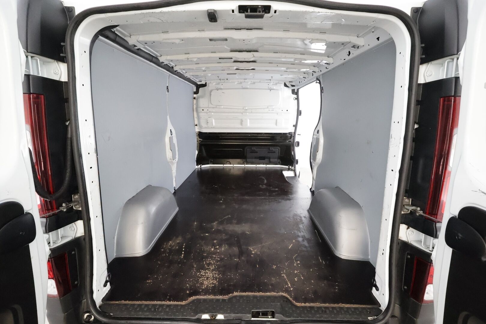 Renault Trafic 2022 Blue dCi 130 L2H1 6,7m3 Nordic Edition * Webasto / Koukku / LED / P.Kamera / Apple&Android * - Facelift / Suomi-auto / Kahdet renkaat / Merkkihuollot