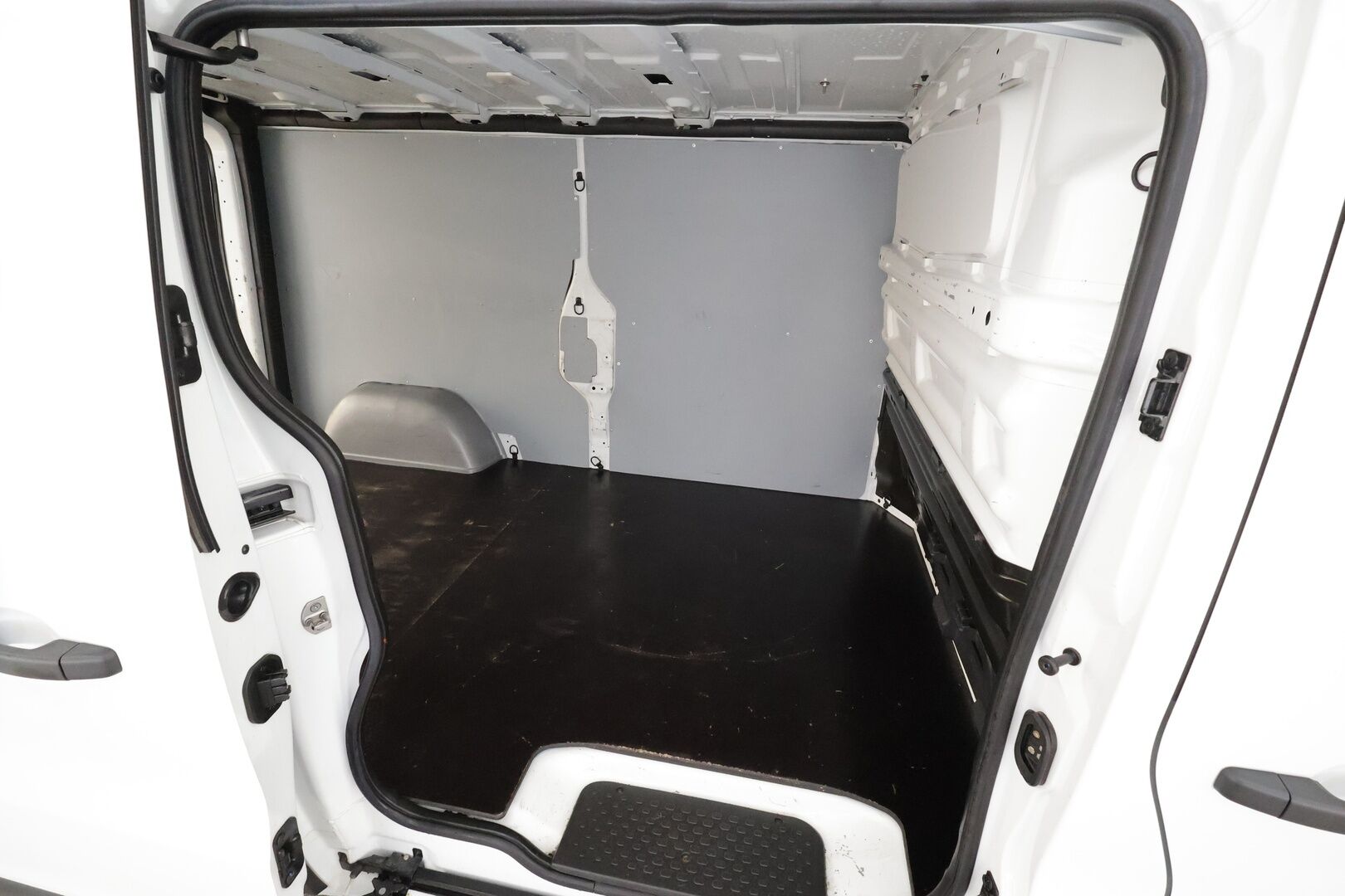 Renault Trafic 2022 Blue dCi 130 L2H1 6,7m3 Nordic Edition * Webasto / Koukku / LED / P.Kamera / Apple&Android * - Facelift / Suomi-auto / Kahdet renkaat / Merkkihuollot