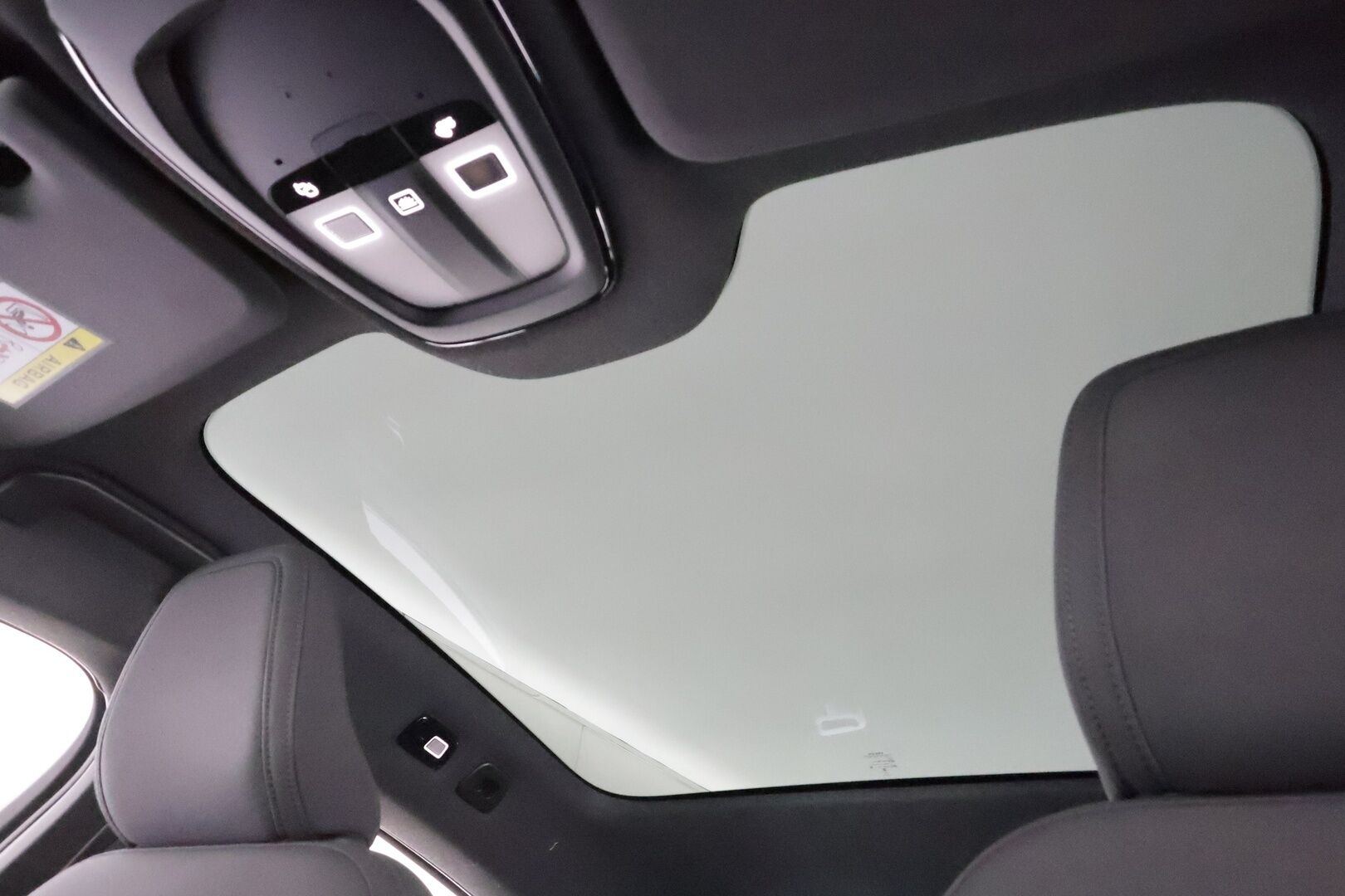 Volvo C40 2023 Recharge Single Ultimate aut - ACC | ILP | H&K | Lasikatto | Koukku | 360° | Muistipenkki | LED | Navi | BLIS | 1.Om Suomi-auto | Kahdet renkaat aluvanteilla | Merkkihuollettu | 2x laturit | SOH 94.3
