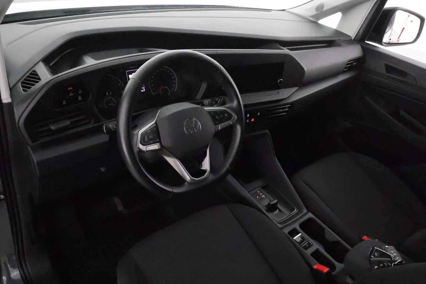 Volkswagen Caddy 2023 1.5 TSi 84 kW Family DSG 7-P *Suomi-auto / Vakkari / P.tutkat / Bluetooth / Webasto / 2x Renkaat* - PA-lämmitin / 7-paik / - HULLU BLACKWEEK KORKOTARJOUS 2,49%