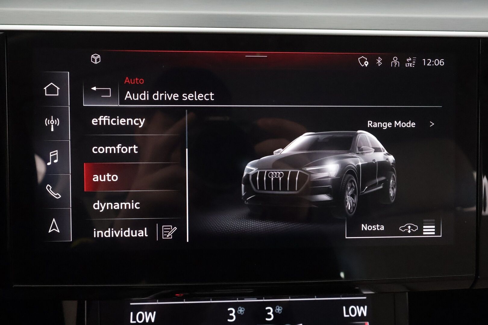 Audi e-tron 2023 Sportback 55 quattro Progress Plus - Matrix | Ilm. muistinahat | Koukku | P.kamera | Ilma-alusta | Navi |Keyless | Audi sound system | Merkkihuollot | Kahdet OEM vanteet | 2xlaturit