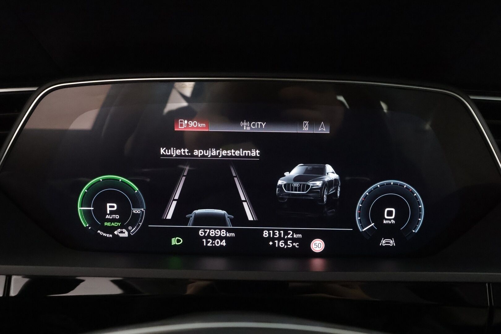 Audi e-tron 2023 Sportback 55 quattro Progress Plus - Matrix | Ilm. muistinahat | Koukku | P.kamera | Ilma-alusta | Navi |Keyless | Audi sound system | Merkkihuollot | Kahdet OEM vanteet | 2xlaturit