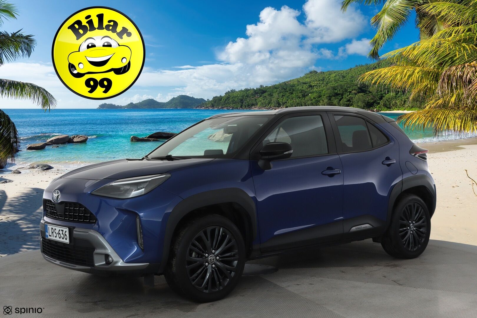 Toyota Yaris Cross 2023 1,5 Hybrid AWD-i Premium **ACC / Lasikatto / JBL / P.kamera / HUD / Lohkolämmitin / KeylessGo / Navi / Puolinahat** - 3,99 % KORKOTARJOUS TÄHÄN AUTOON 31.8. ASTI! - Suomi-auto / kahdet renkaat aluvanteilla / Merkkihuollettu 