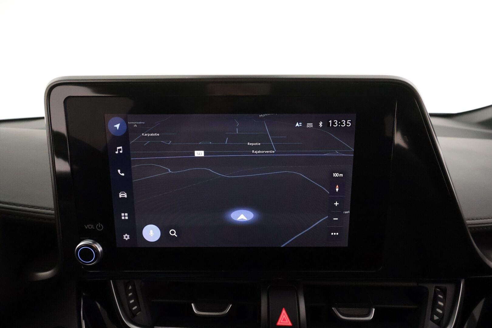 Toyota C-HR 2023 1,8 Hybrid Intense Edition * ACC / P.kamera / LED / Navi / Koukku / KeylessGo / Puolinahat * - Kahdet renkaat aluvanteilla / Merkkihuollettu - HULLUT BLACKWEEK JATKOT - KORKOTARJOUS 2,49%