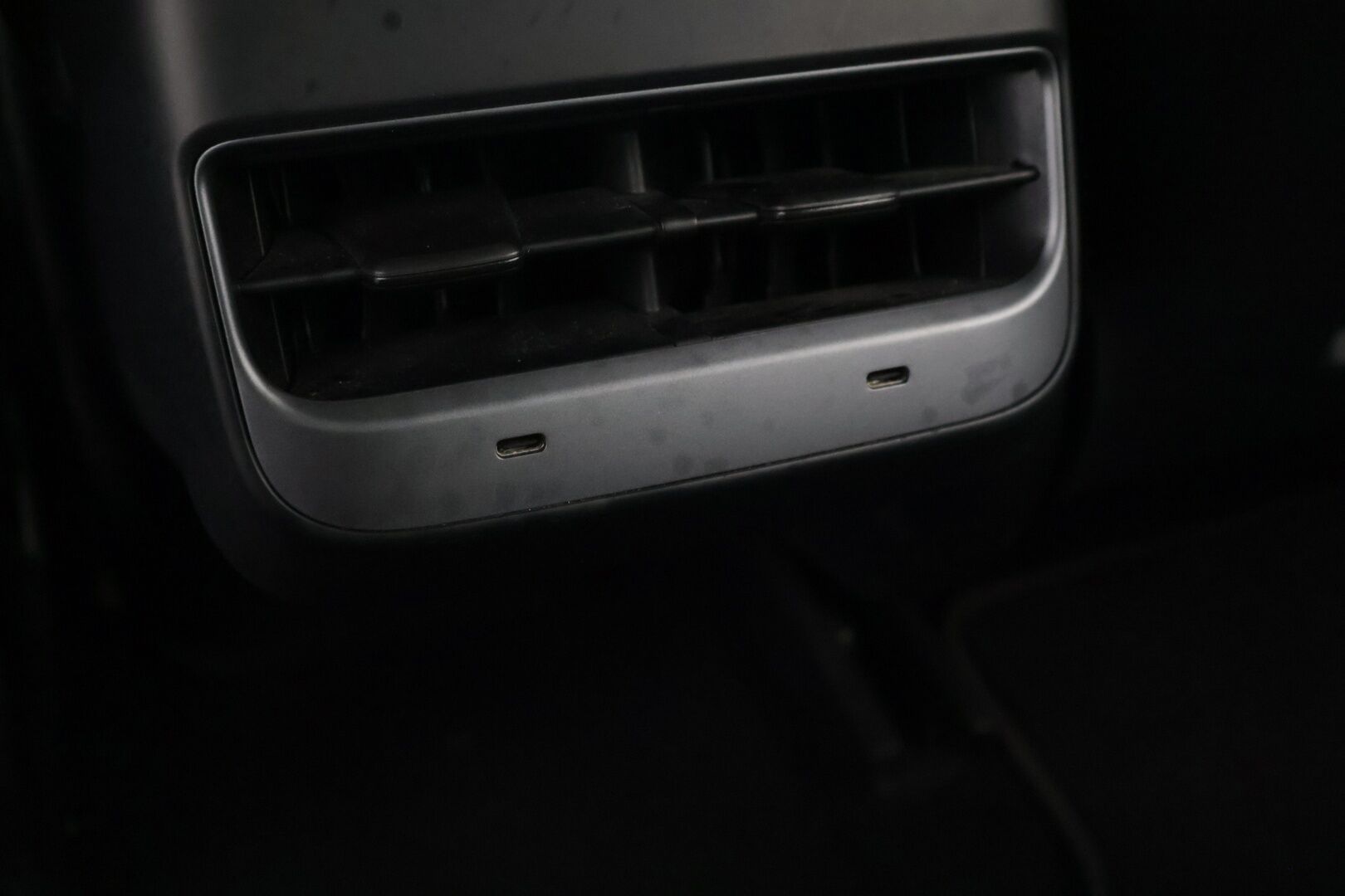 Tesla Model 3 2021 Model 3 Sedan (AA) 4ov - Vetokoukku
