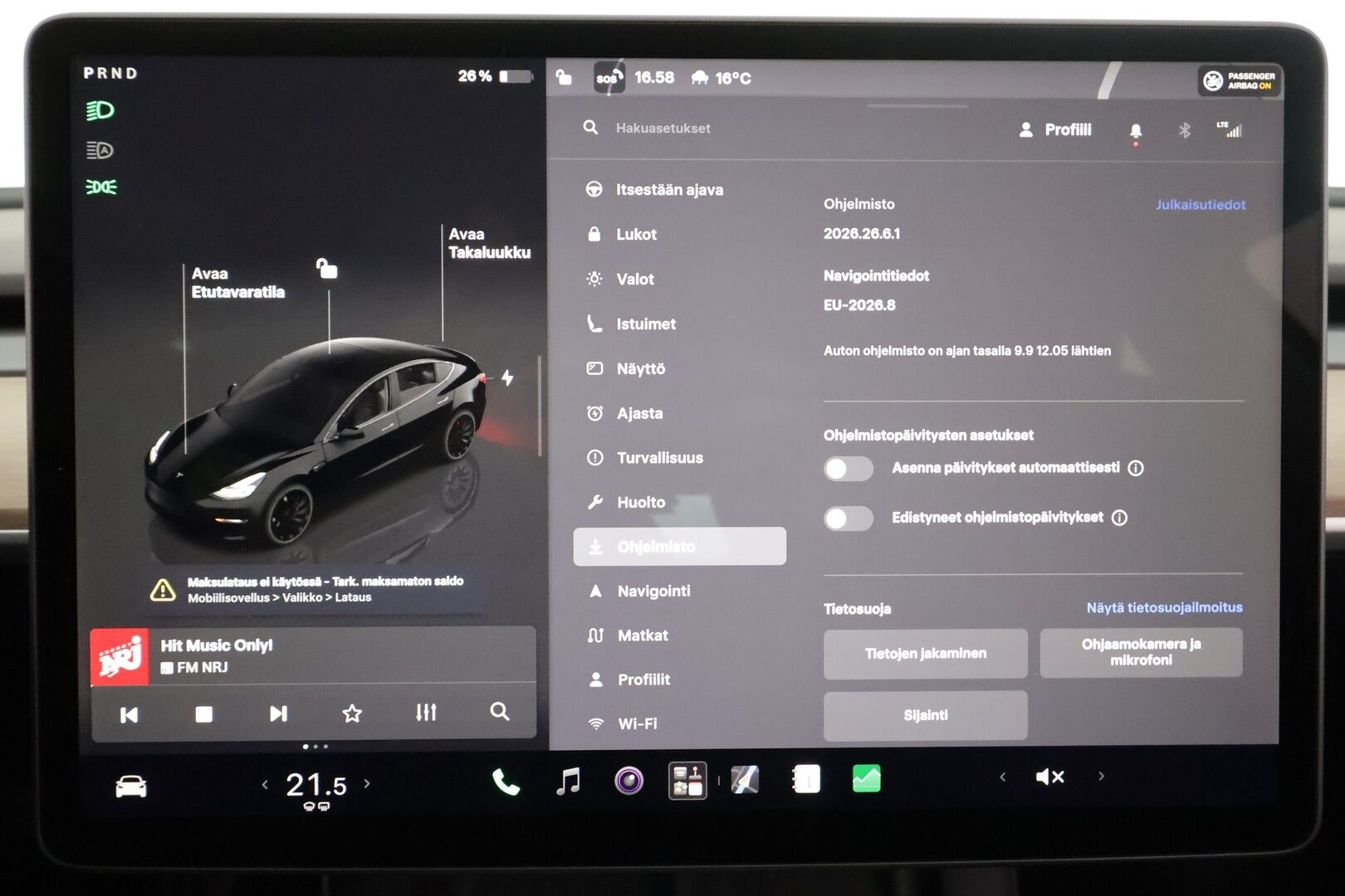 Tesla Model 3 2022 Performance - | ACC | ILP | Matrix-LED | Premium Audio | Ryzen | P.kamera ja tutkat | Muistipenkki | Lasikatto | Nahkasisusta | Autosteer | 2x renkaat aluin | 
