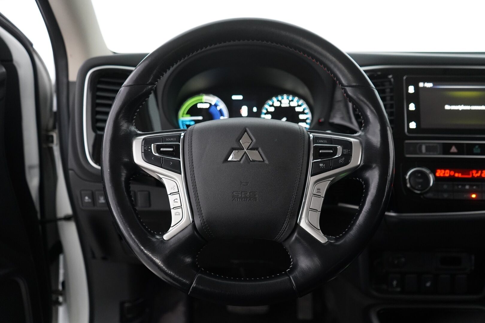 Mitsubishi Outlander PHEV 2019 Instyle Business 4WD 5P - Adapt.Vakkari / Koukku / Lisälämmitin / Puolinahat / Led-valot / Merkkihuollot