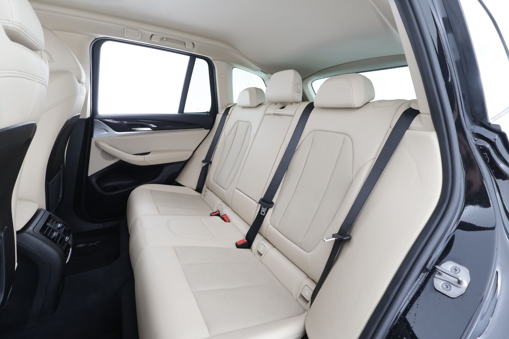 BMW X3 2023 G01 xDrive 30e A Charged Edition * ACC / Hifi / P.kamera / LED / Navi / Sporttinahat / Sähköluukku * - 1.Om Suomi-auto / Kahdet renkaat aluvanteilla