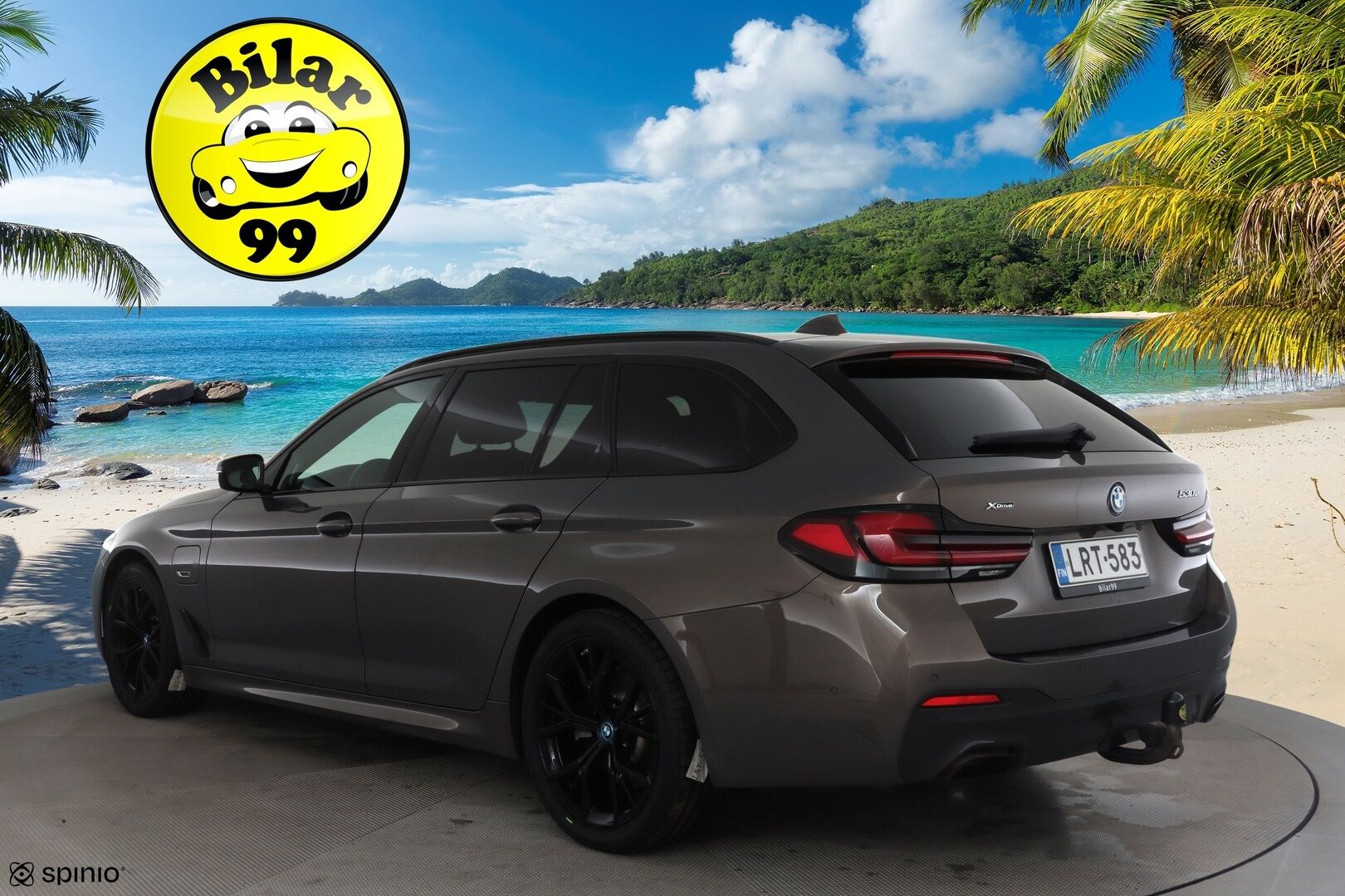BMW 530 2022 G31 Touring A Charged Edition M Sport * H&K / ACC / LED / 360° / Sportpenkki Muistilla / Koukku / Navi / Keyless * - 2x Latauskaapelit / Kahdet renkaat / Merkkihuollettu - HULLU BLACKWEEK KORKOTARJOUS 2,49%