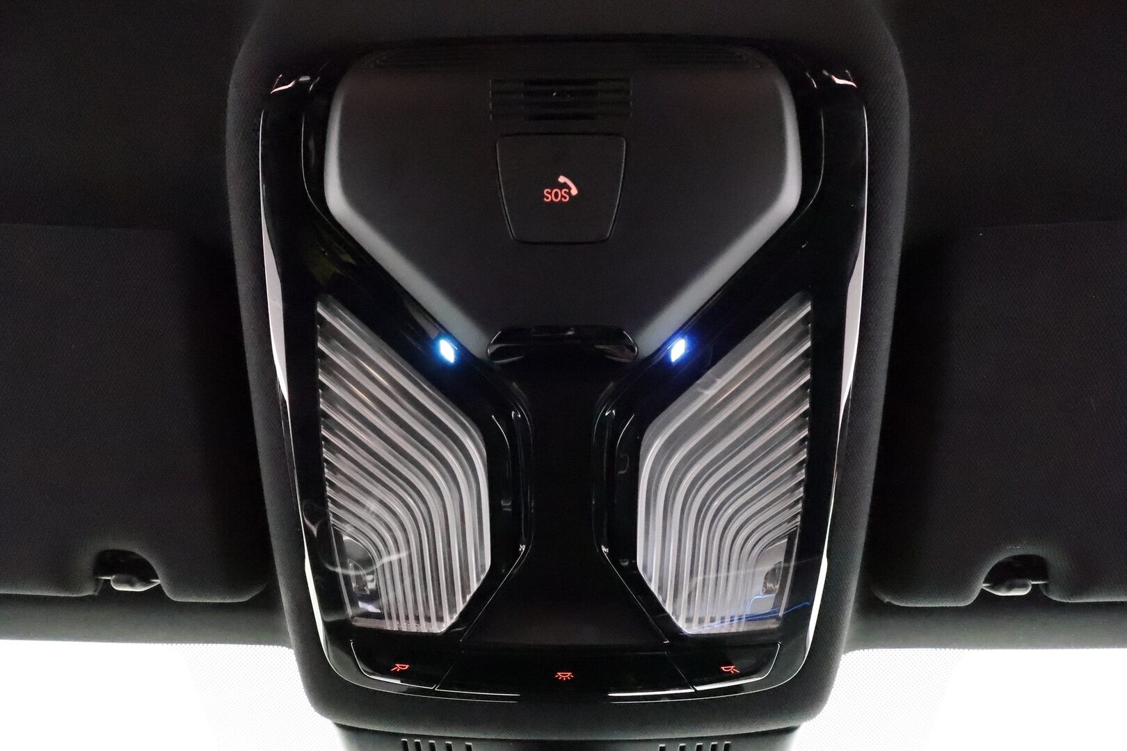 BMW 530 2022 G31 Touring A Charged Edition M Sport * H&K / ACC / LED / 360° / Sportpenkki Muistilla / Koukku / Navi / Keyless * - 2x Latauskaapelit / Kahdet renkaat / Merkkihuollettu - HULLU BLACKWEEK KORKOTARJOUS 2,49%