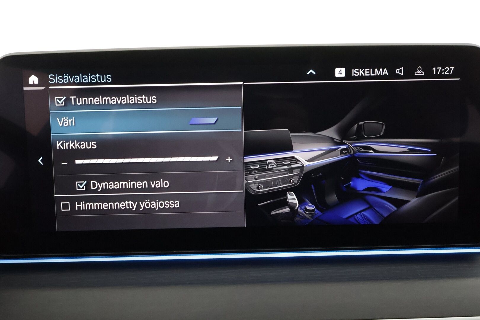 BMW 530 2022 G31 Touring A Charged Edition M Sport * H&K / ACC / LED / 360° / Sportpenkki Muistilla / Koukku / Navi / Keyless * - 2x Latauskaapelit / Kahdet renkaat / Merkkihuollettu - HULLU BLACKWEEK KORKOTARJOUS 2,49%