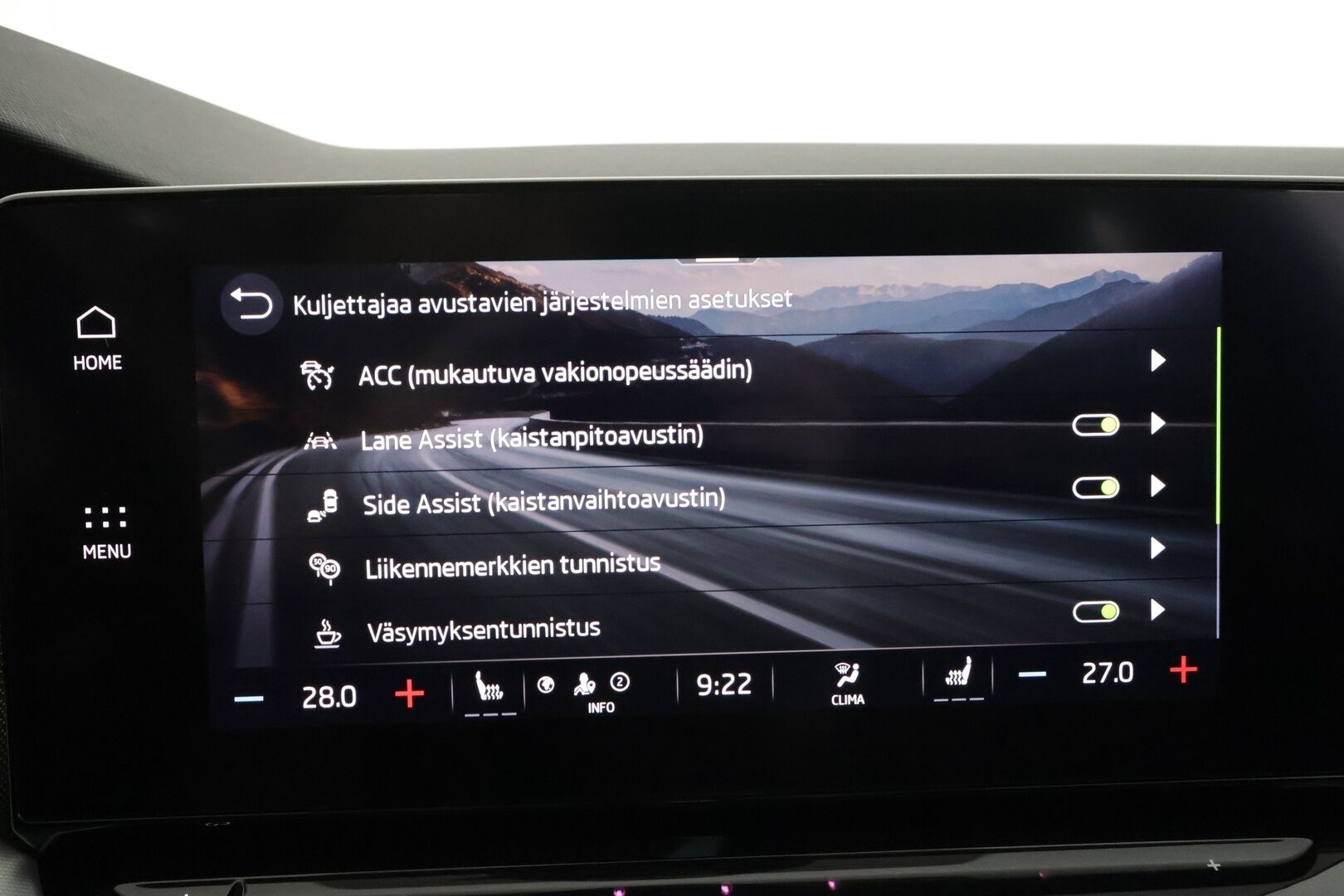 Skoda Octavia 2023 2.0 TDI 150 4x4 Style Nordic Edition DSG * ACC / Webasto / Matrix-LED / P.Kamera / Apple&Android * - 1.Om suomi-auto / Kahdet Renkaat