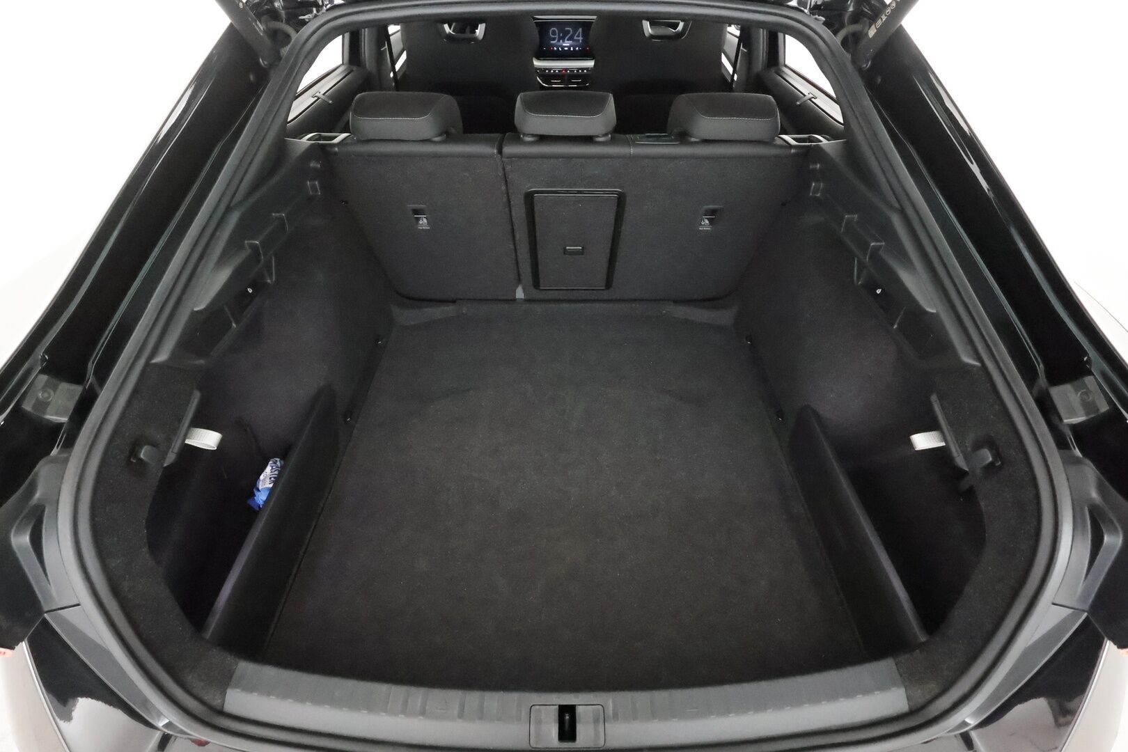 Skoda Octavia 2023 2.0 TDI 150 4x4 Style Nordic Edition DSG * ACC / Webasto / Matrix-LED / P.Kamera / Apple&Android * - 1.Om suomi-auto / Kahdet Renkaat