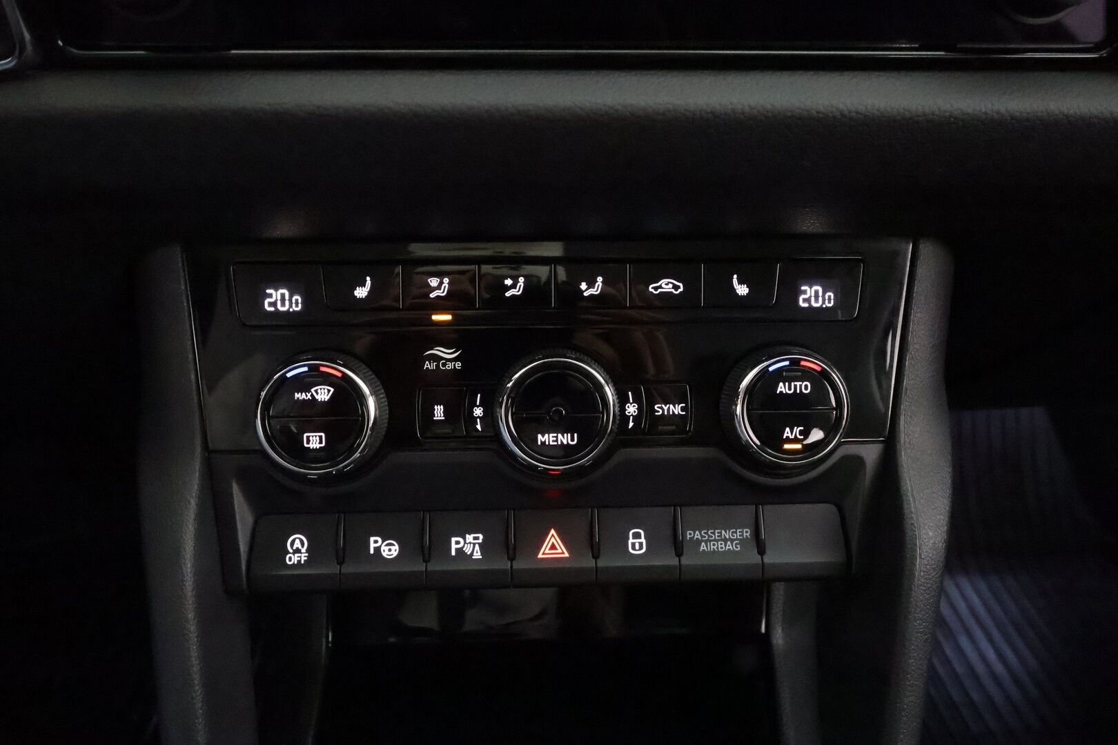 Skoda Kodiaq 2023 1.5 TSI ACT Style DSG * ACC / Webasto / Koukku / 360-Kamera / LED / Muistipenkit / Apple&Android * - 1.Om suomi auto / Kahdet renkaat