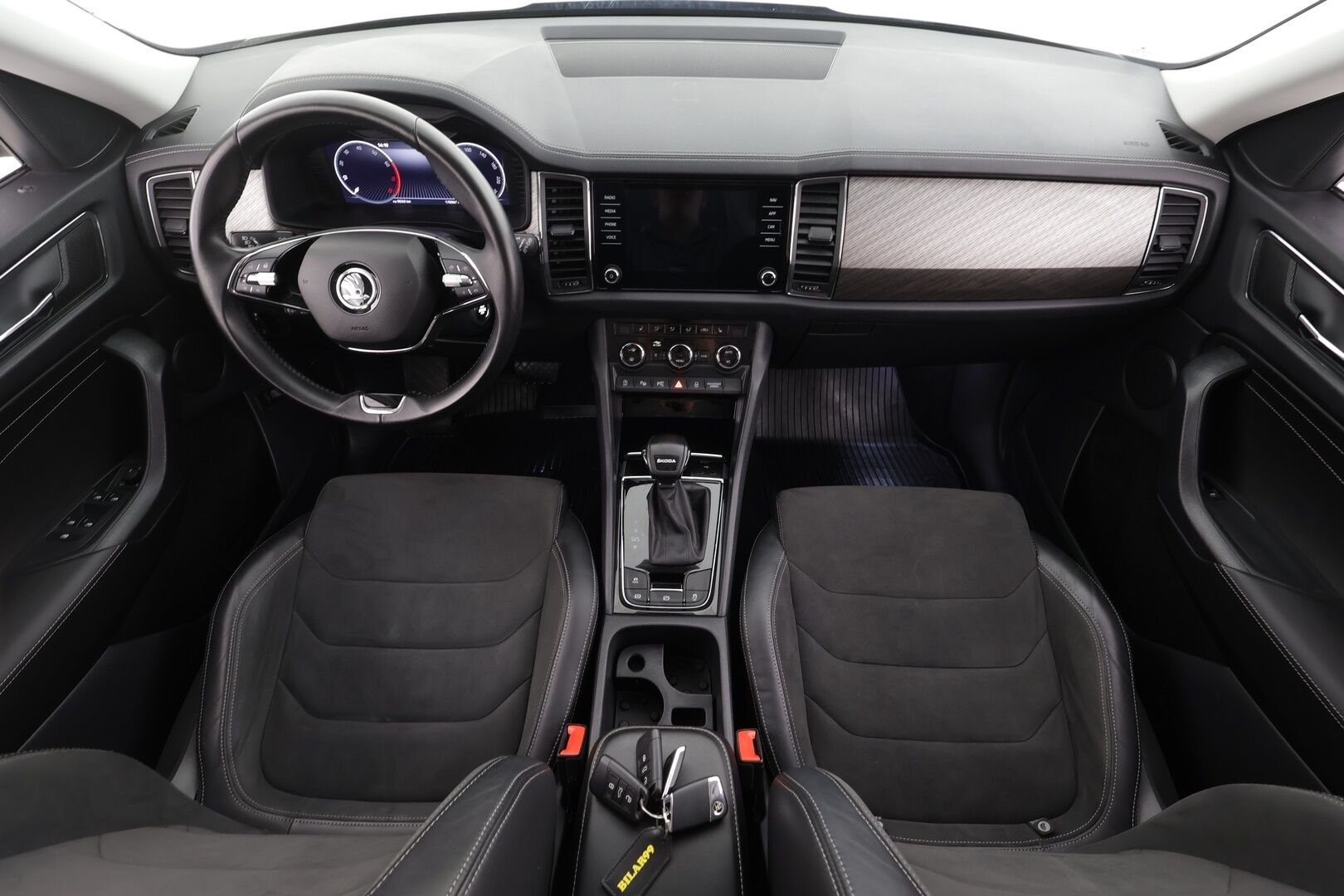 Skoda Kodiaq 2023 1.5 TSI ACT Style DSG * ACC / Webasto / Koukku / 360-Kamera / LED / Muistipenkit / Apple&Android * - 1.Om suomi auto / Kahdet renkaat