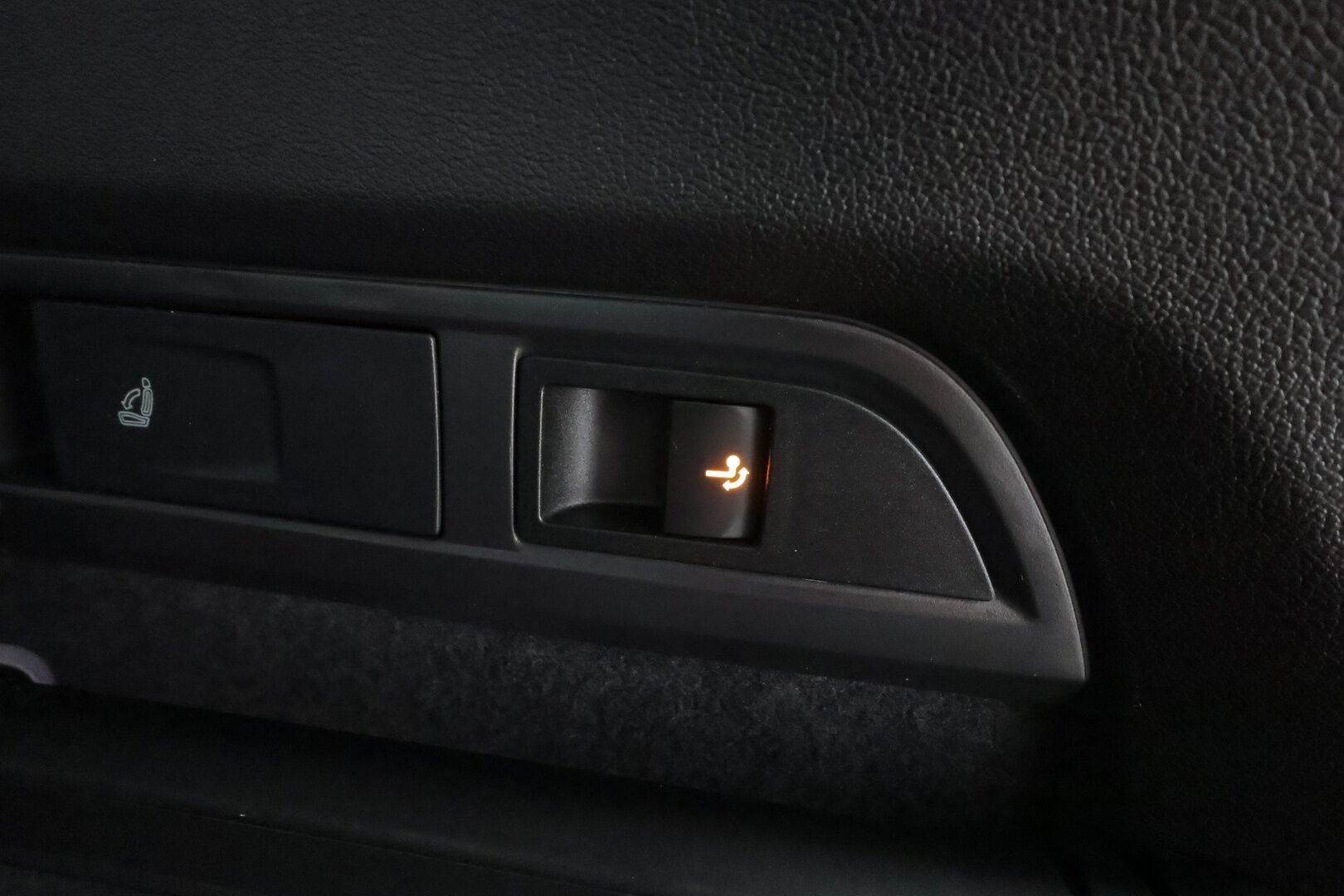 Skoda Kodiaq 2023 1.5 TSI ACT Style DSG * ACC / Webasto / Koukku / 360-Kamera / LED / Muistipenkit / Apple&Android * - 1.Om suomi auto / Kahdet renkaat