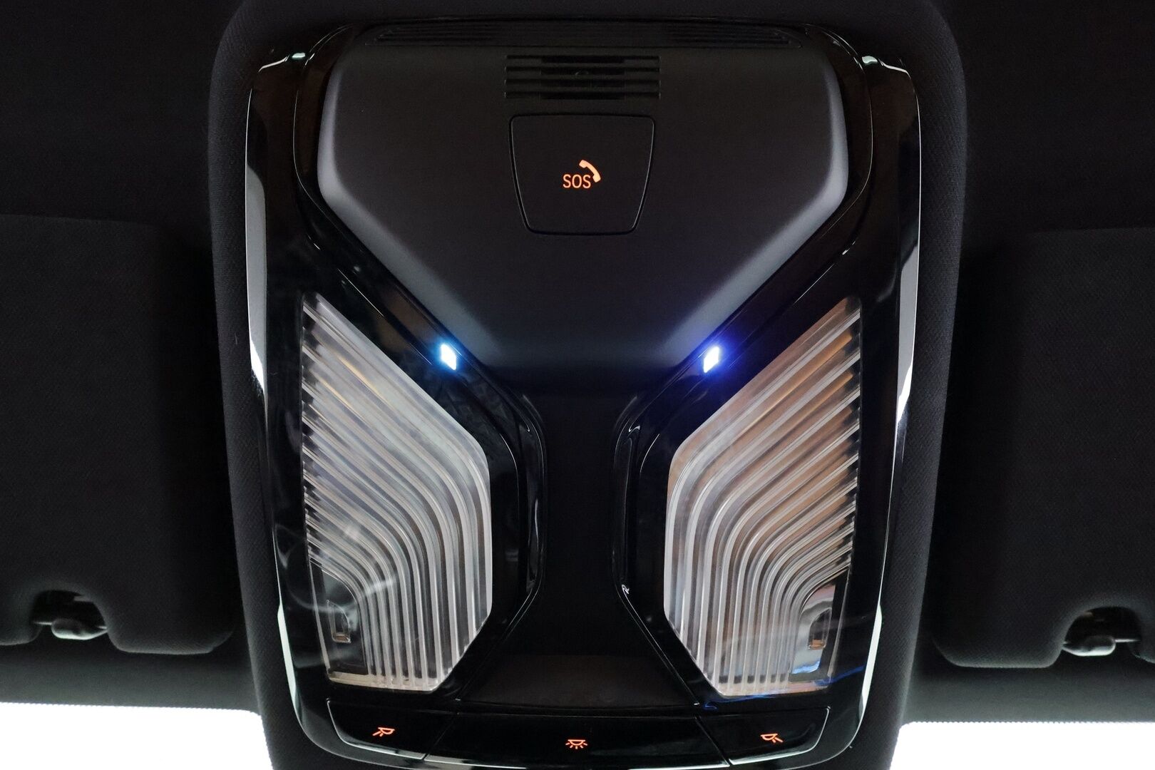 BMW 530 2023 G31 Touring 530e xDrive A Charged Edition M Sport * ACC / Harman&Kardon / koukku / Comfort Access / LED / Navi * - 1.Om Suomi-auto / Kahdet renkaat