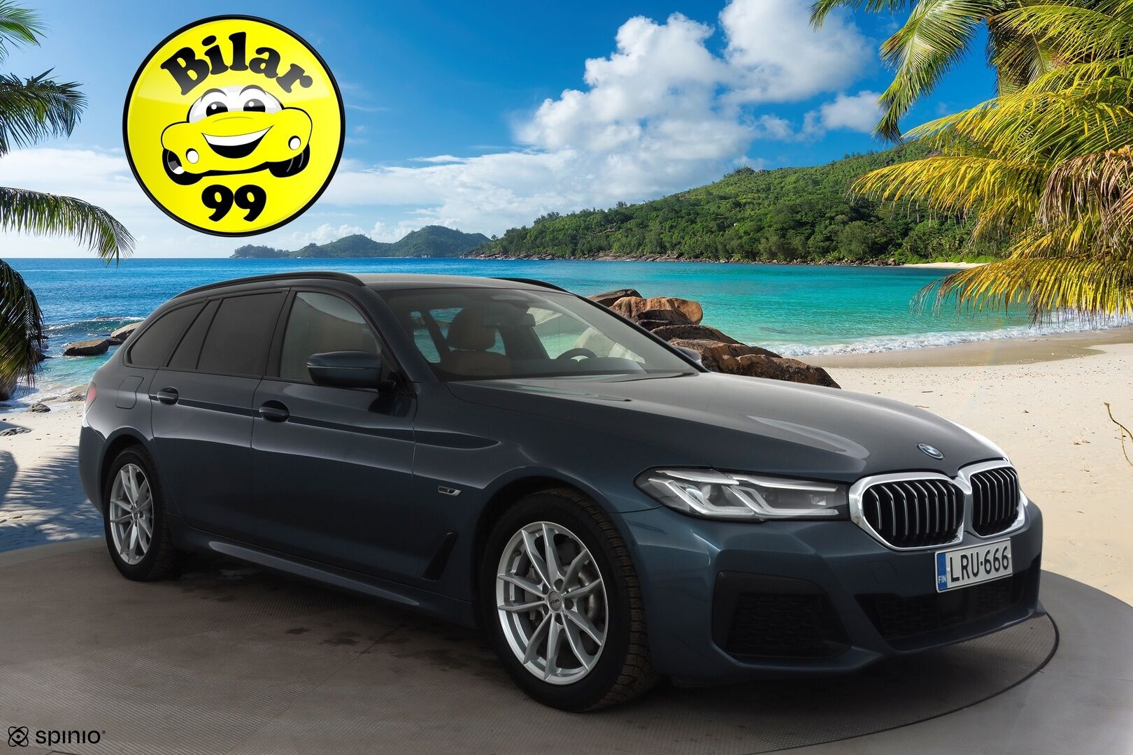 BMW 530 2023 G31 Touring 530e xDrive A Charged Edition M Sport * ACC / Harman&Kardon / koukku / Comfort Access / LED / Navi * - 1.Om Suomi-auto / Kahdet renkaat