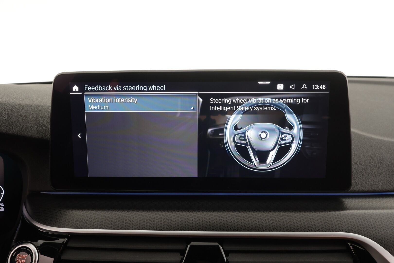 BMW 530 2023 G31 Touring 530e xDrive A Charged Edition M Sport * ACC / Harman&Kardon / koukku / Comfort Access / LED / Navi * - 1.Om Suomi-auto / Kahdet renkaat