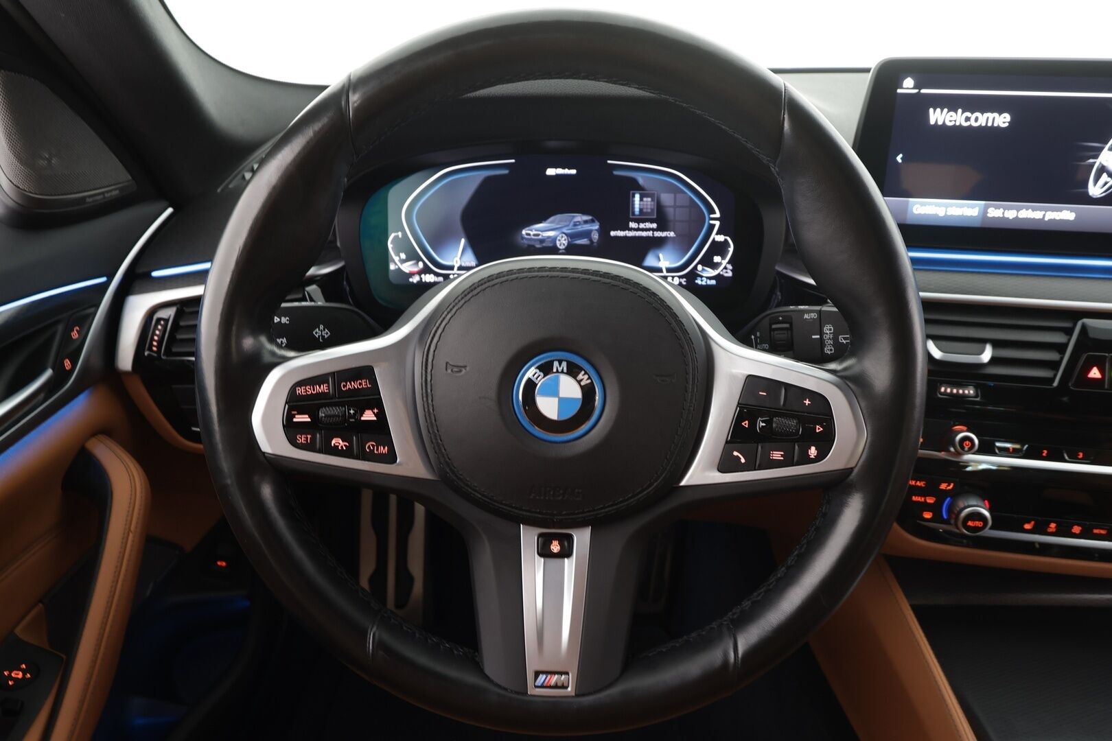 BMW 530 2023 G31 Touring 530e xDrive A Charged Edition M Sport * ACC / Harman&Kardon / koukku / Comfort Access / LED / Navi * - 1.Om Suomi-auto / Kahdet renkaat