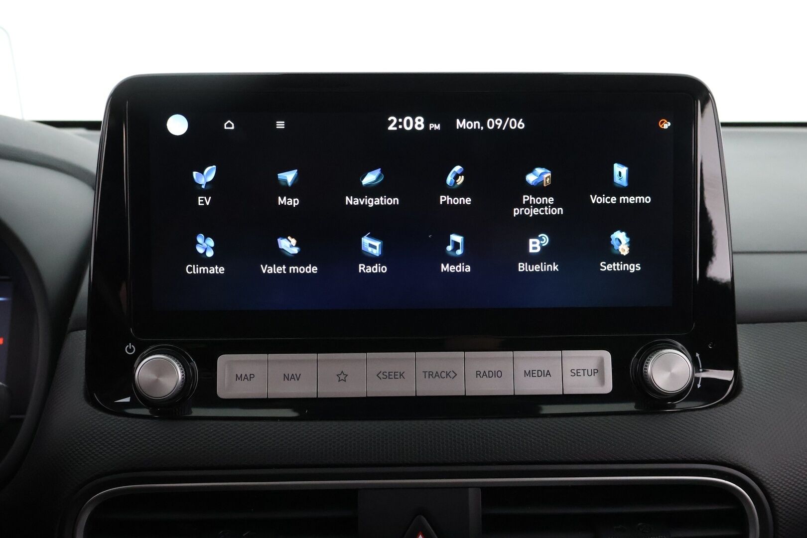 HYUNDAI KONA 2020 Electric 64 kWh 204 hv Style - Lämpöpumppu / Adapt.Vakkari / HUD / Krell Premum Audio / Peruutuskamera / Adapt.LED / Apple&Android / 2x Renkaat alkuperäisvantein!