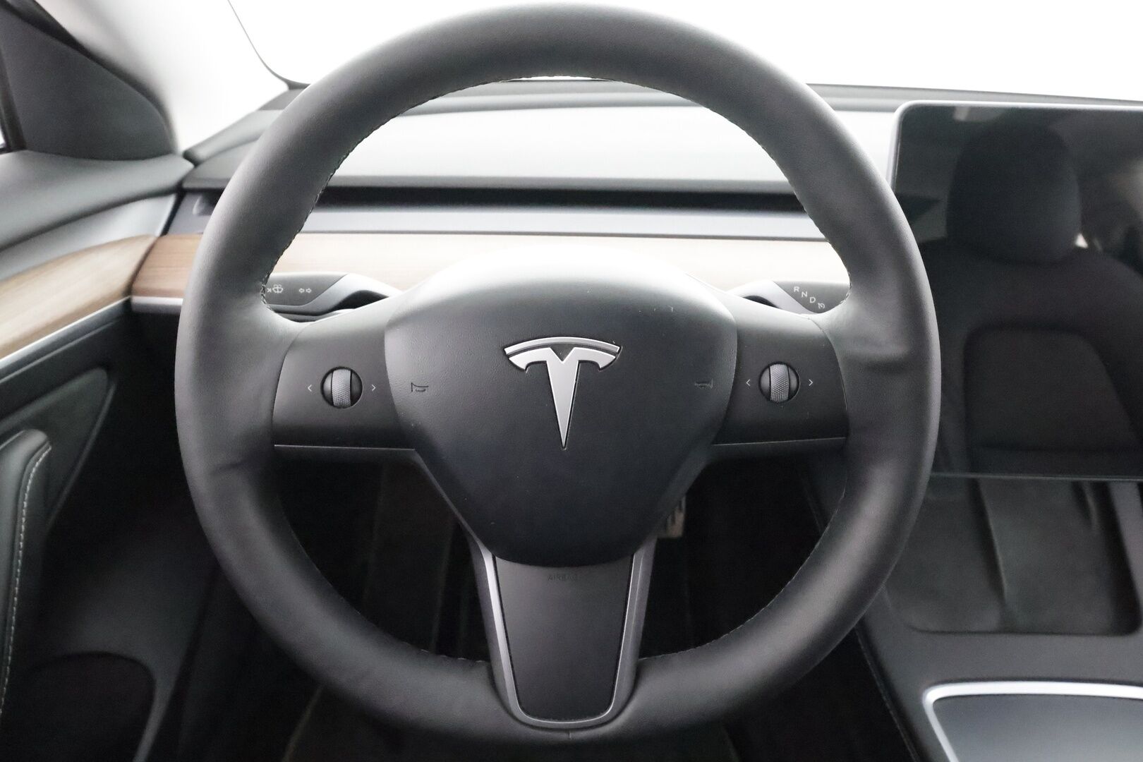 Tesla Model 3 2021 Standard Range Plus * Lasikatto / P.kamera / Matrix LED / ILP / Nahat / Navi / Keyless / Sähköluukku * - Akku kuntotarkastettu SoH 93,9% 