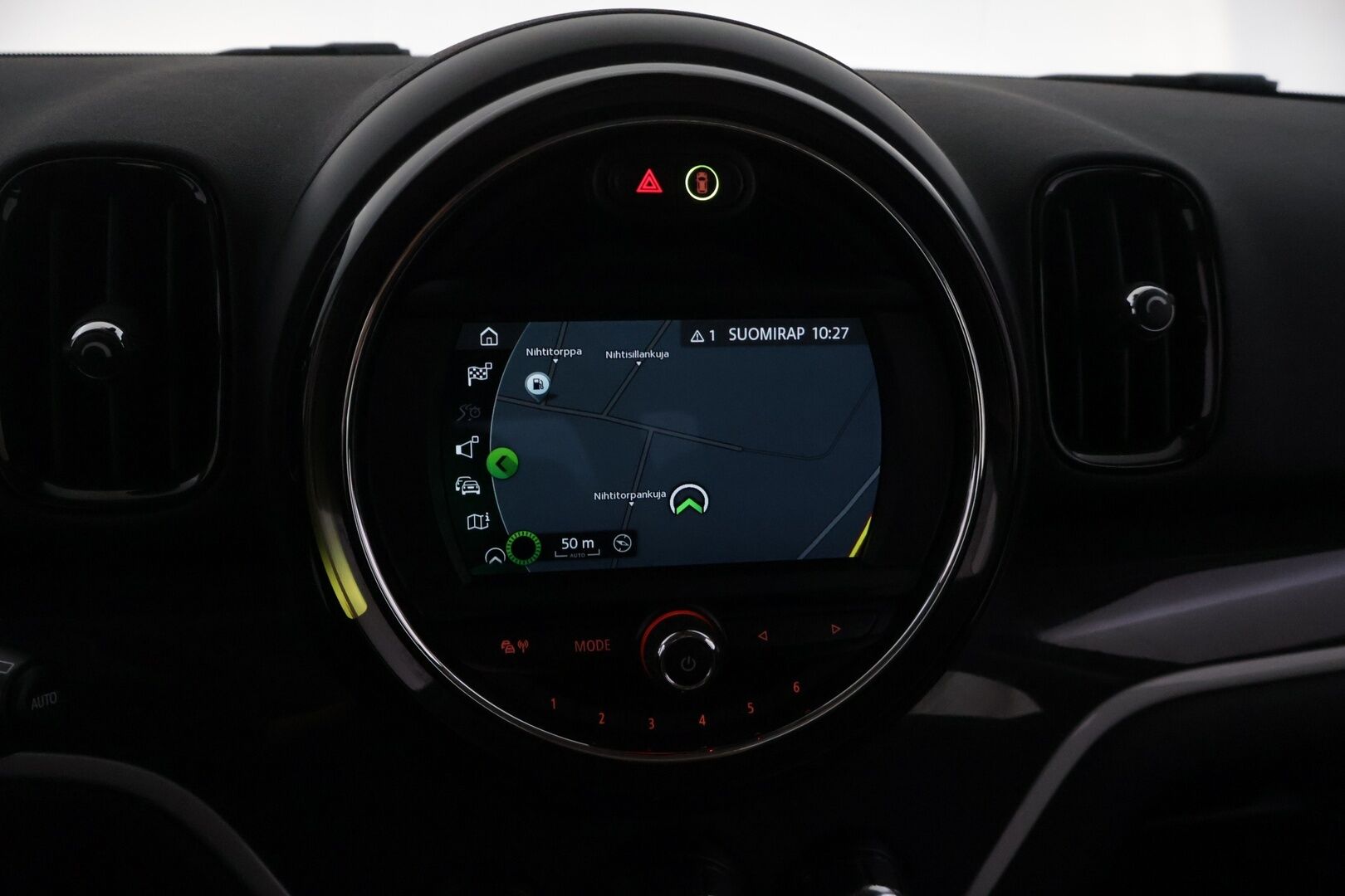 Mini Countryman 2018 Cooper SE ALL4 Essential - ACC | Lohkolämmitin | Sähk. takaluukku | Navi | 2x latauskaapelit | 2x renkaat & aluvanteet